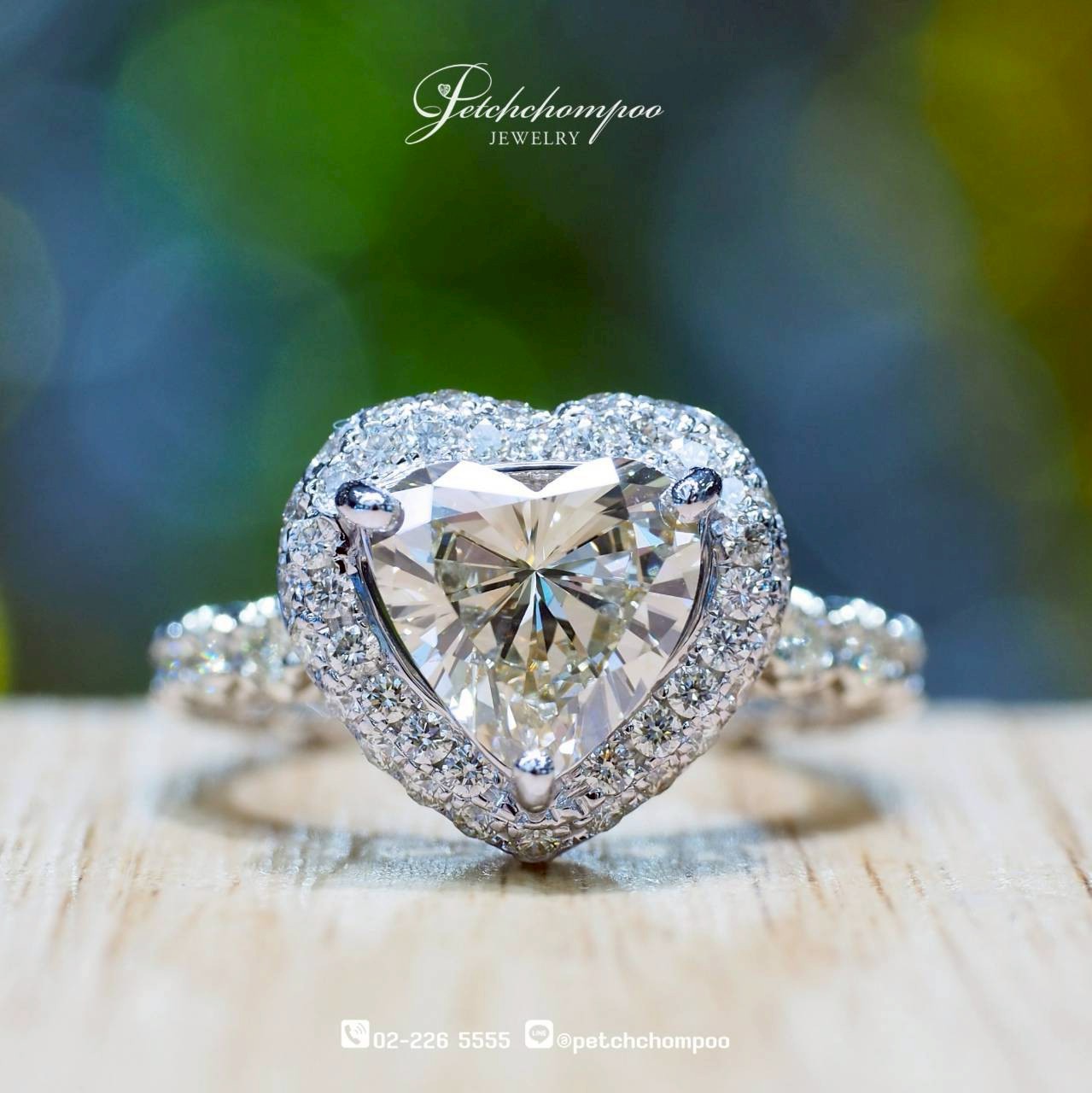 [28831] Heartlight Symphony™ 2.18 Carat Heart-Shaped Diamond Ring Discount 269,000