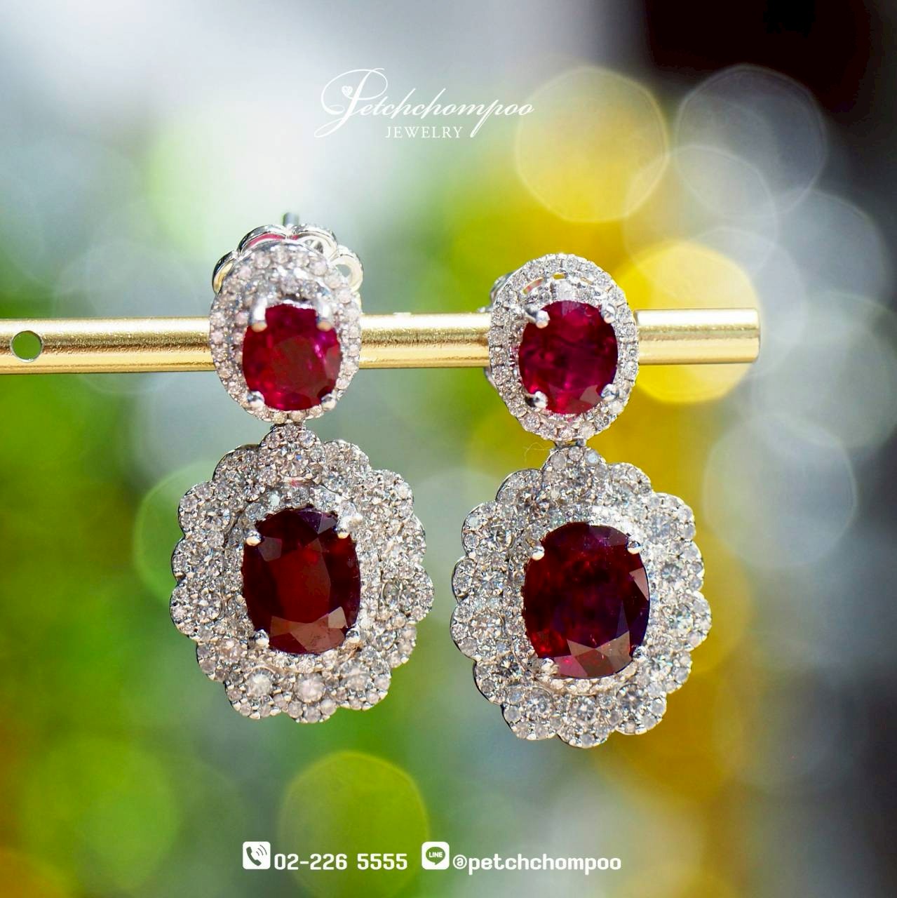 [30208] Royal Ruby Bloom™ ต่างหูทับทิมโมซัมบิกไม่เผา 5.20 กะรัต ล้อมเพชร  89,000 