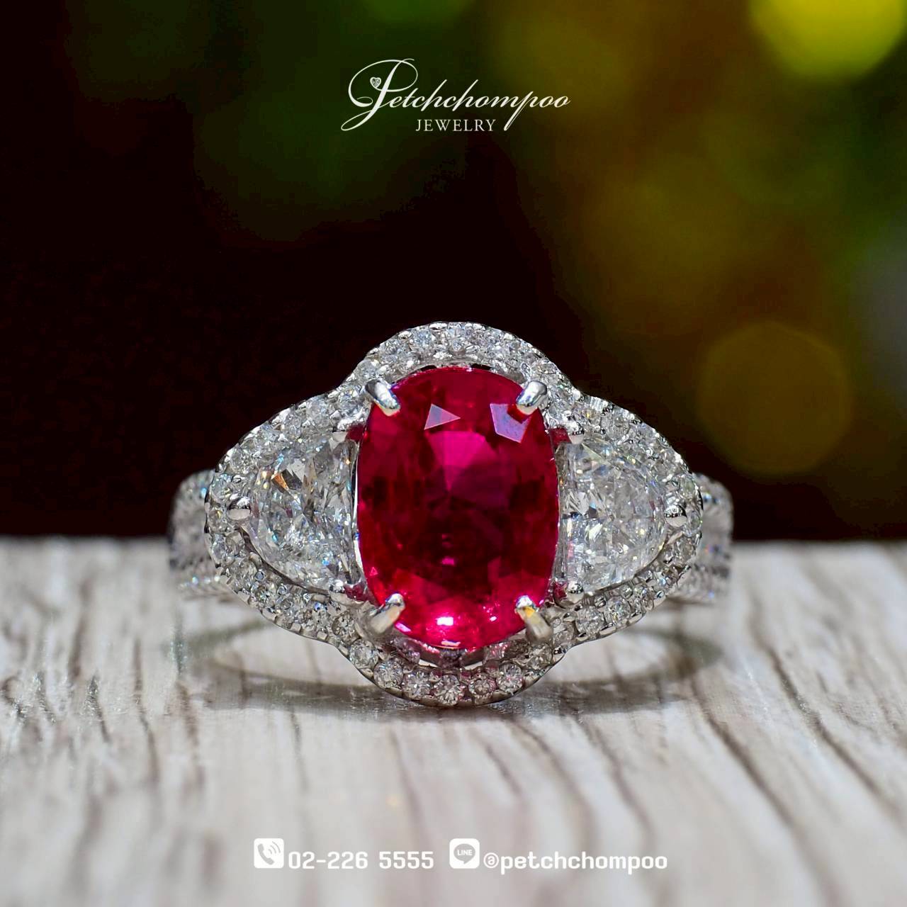 [30327] Flame of Mozambique™ 3.16ct Vivid Red Ruby Ring | AIGS  590,000 