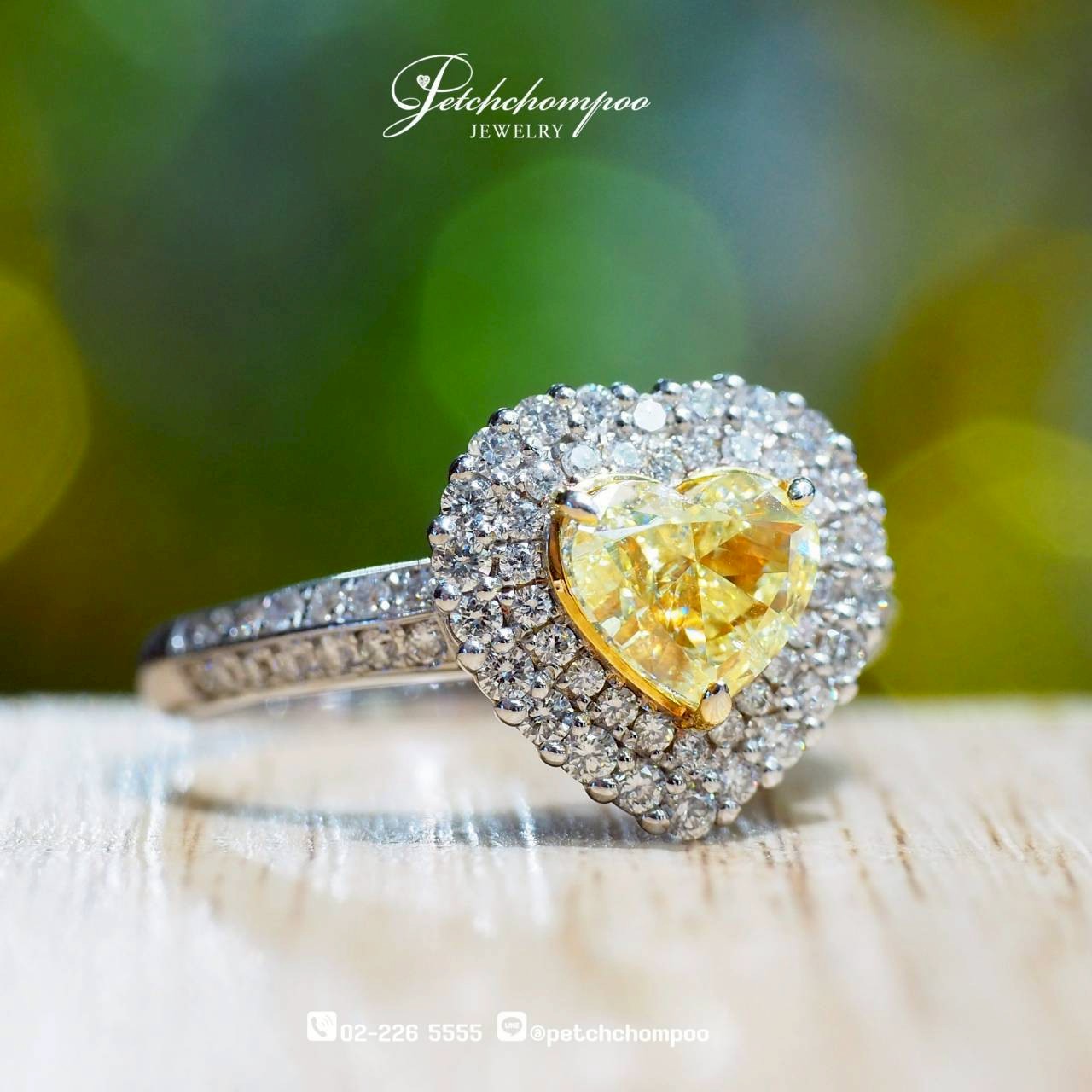 [27992] แหวน Fancy Yellow Heartlight™ 1.01 กะรัต ฝังเพชรล้อมสุดหรู™ ลดราคาเหลือ 129,000