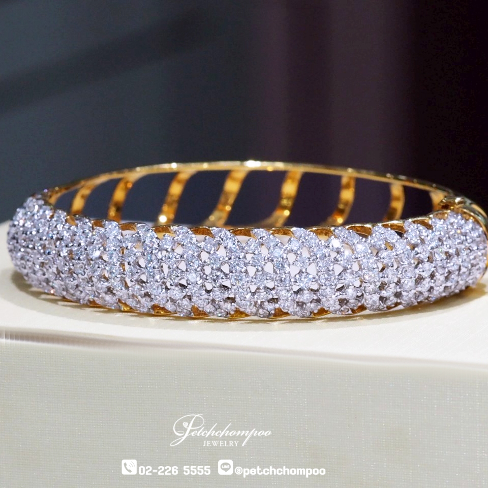 [25800] Diamond Bangle  249,000 