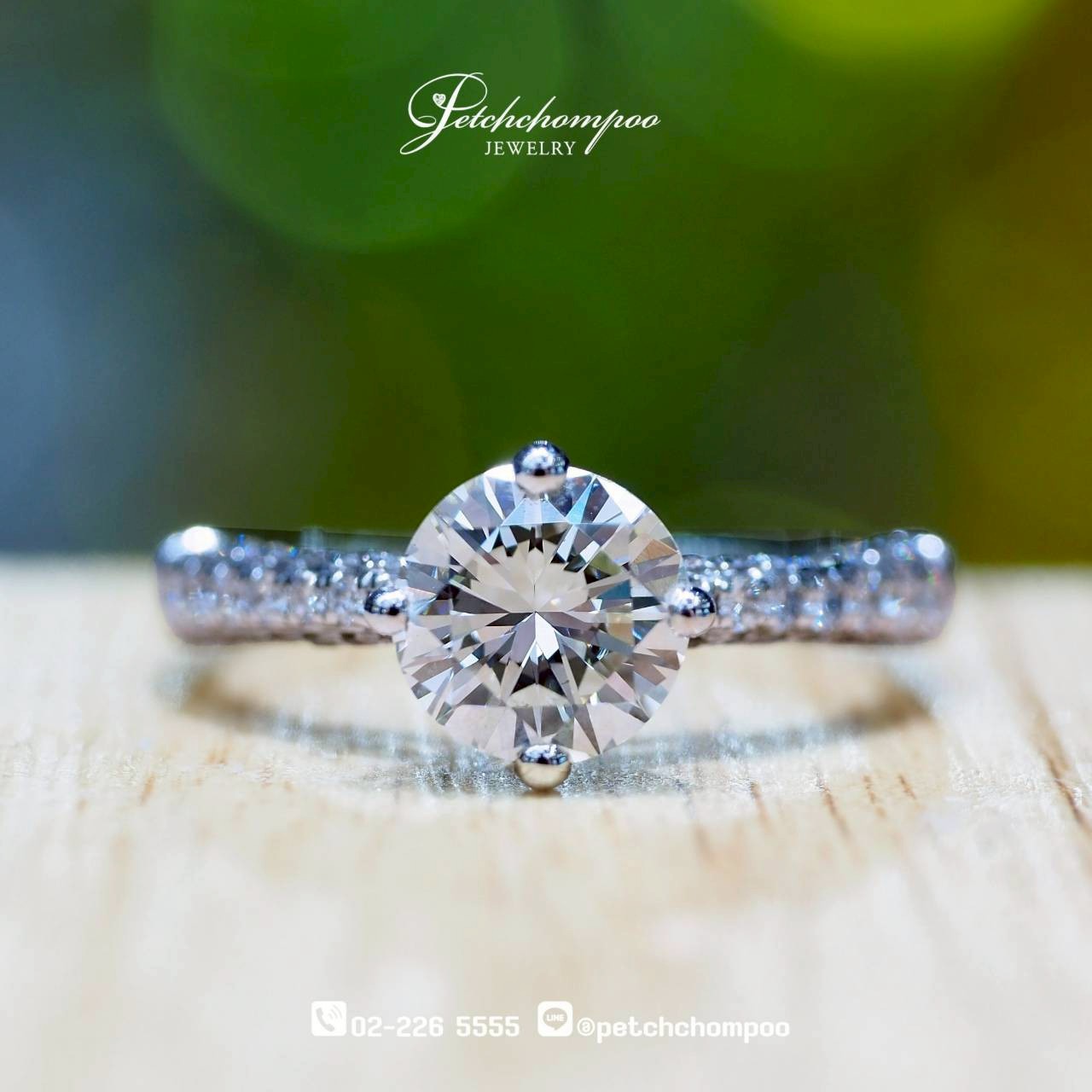 [27043] แหวนเพชร Brilliant Bloom™ 1.35 กะรัต ล้อมเพชร  79,000 