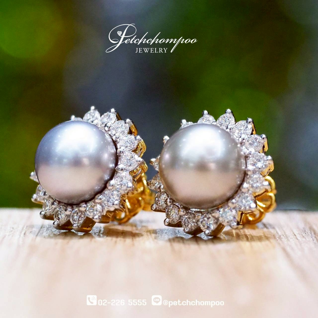 [30156] South Sea Moonlight Halo™ Earrings – A Touch of Timeless Grace  79,000 