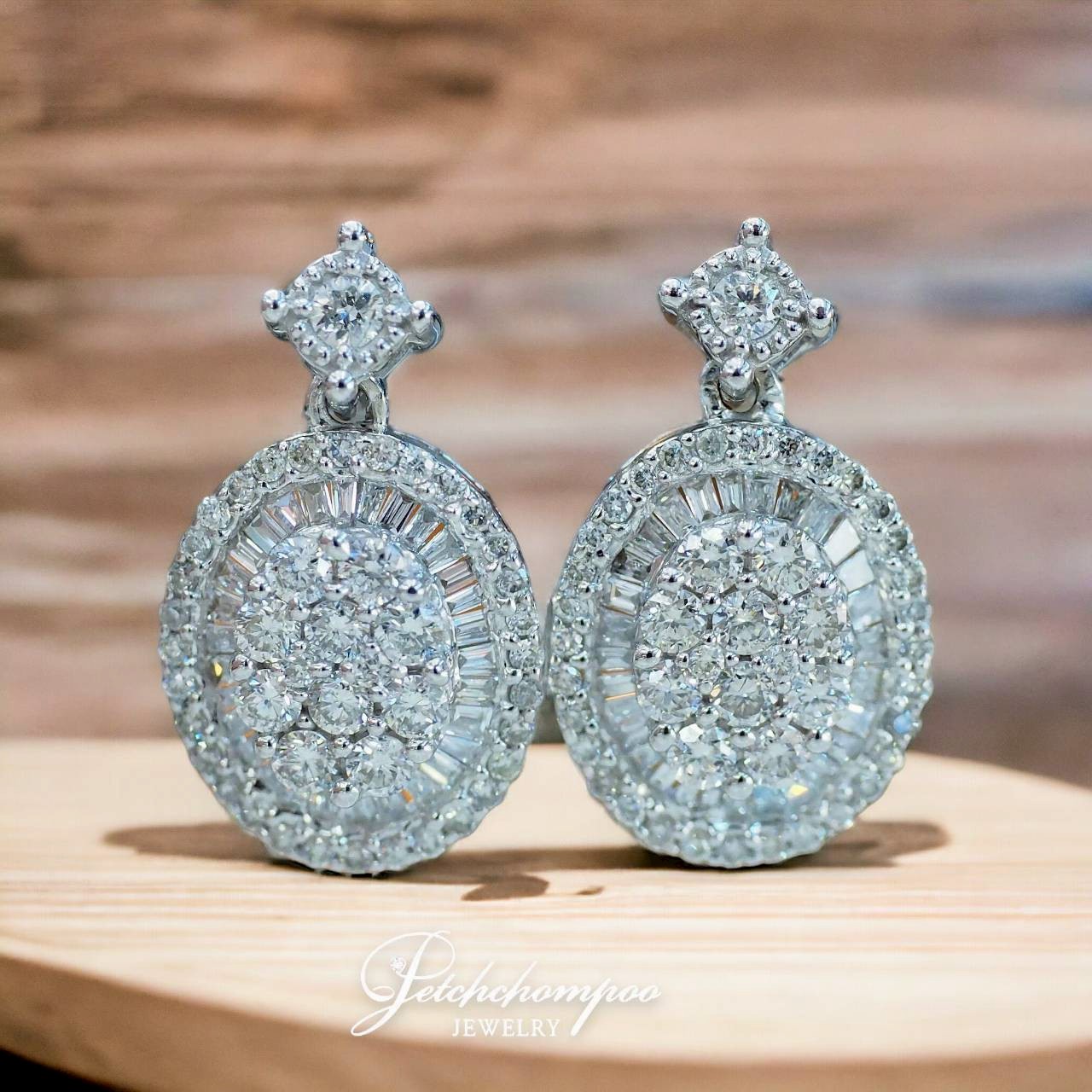 [28725] Diamond chandelier earrings  69,000 
