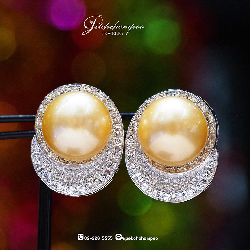 [29773] South sea pearl with diamond earring  99,000 