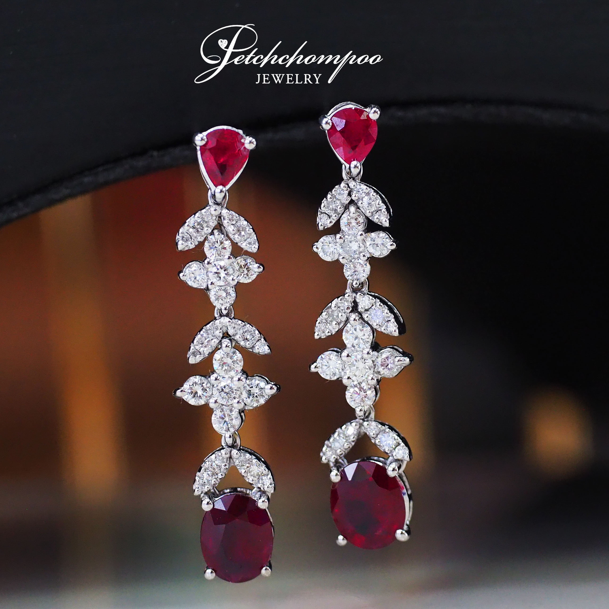 [26965] Diamond earrings with Siam Ruby  99,000 