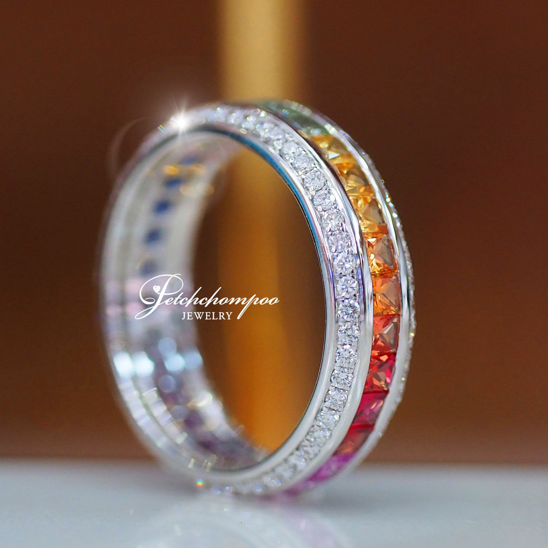 [26976] แหวนพลอย Multicolor Sapphire ฝังเพชรรอบวง  69,000 