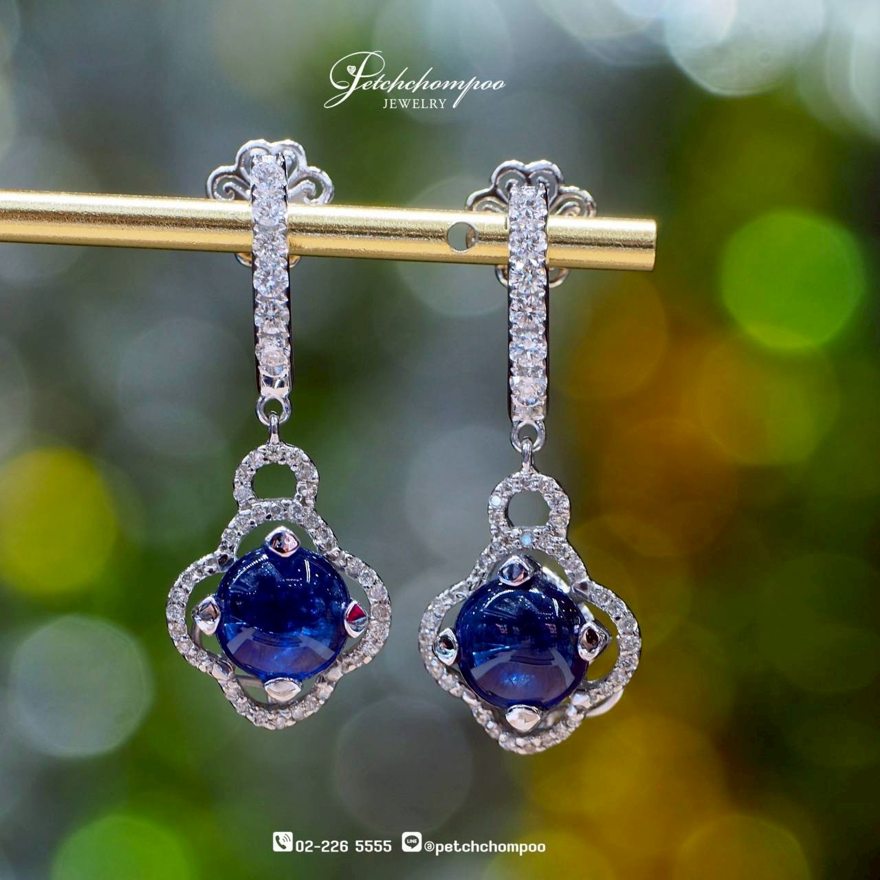 [30253] Royal Blue Bloom™ Unheated Burmese Sapphire & Diamond Earrings | IGL  89,000 