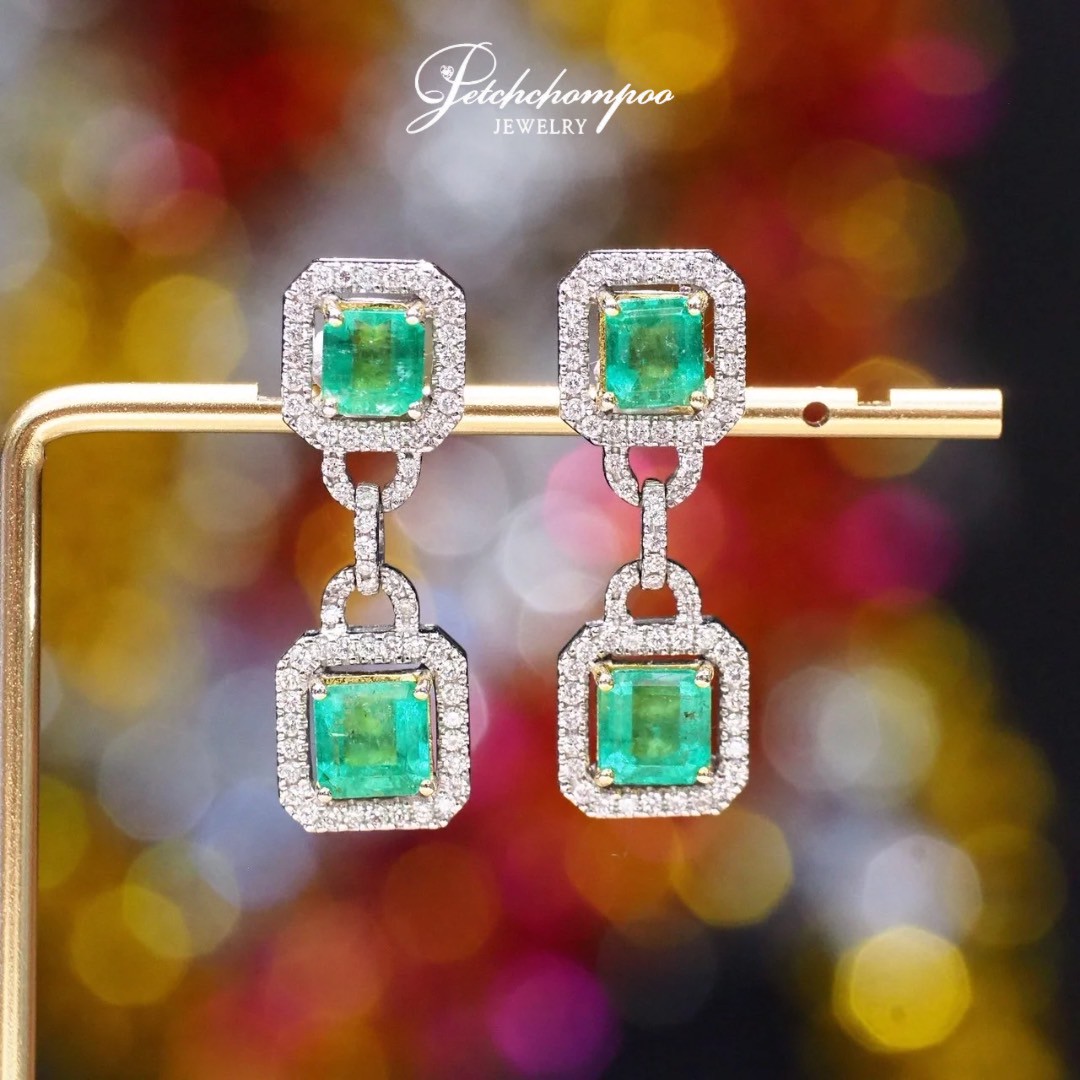 [020842] Emerald earrings  139,000 