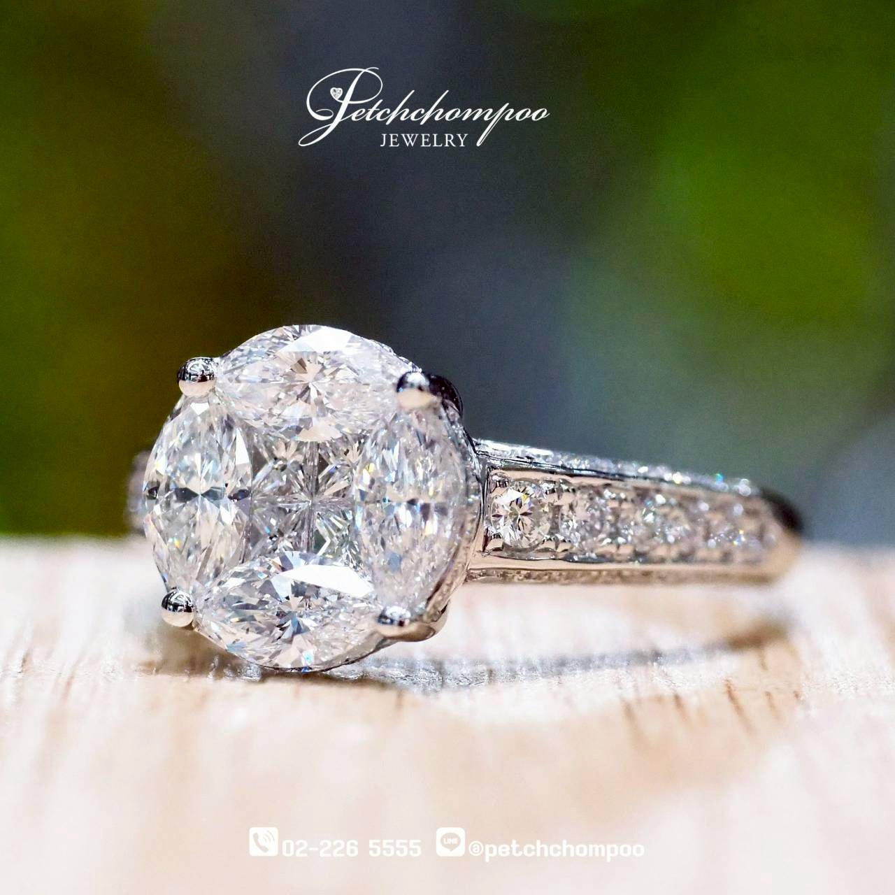 [30150] Illusion Setting Radiance™ – 5-Carat Look Diamond Ring  89,000 