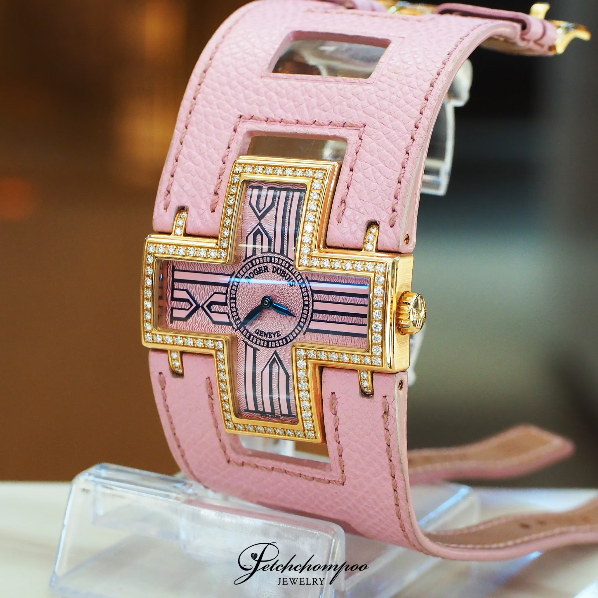 [29267] Roger Dubuis Follow Me 18K Pink Gold & Diamond  399,000 