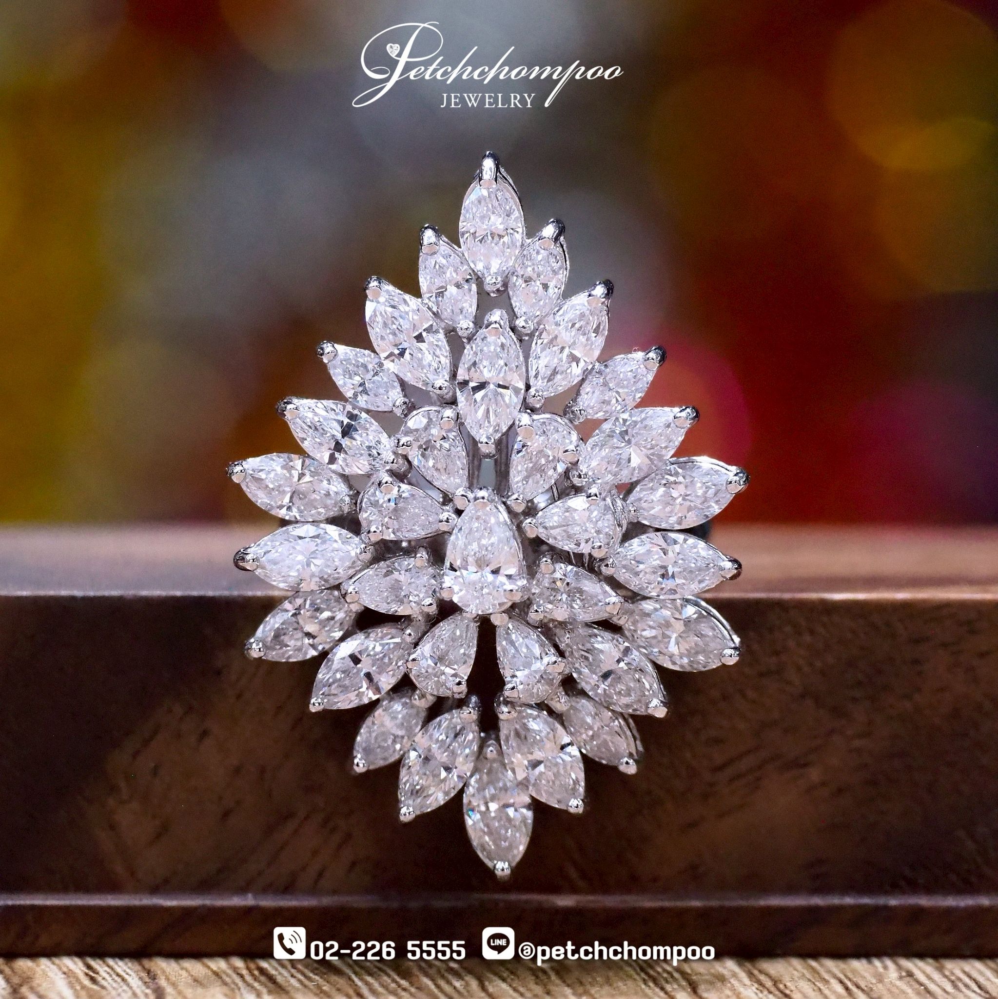 [023865] แหวนเพชรดอกไม้หน้ากว้าง ลดราคาเหลือ 169,000
