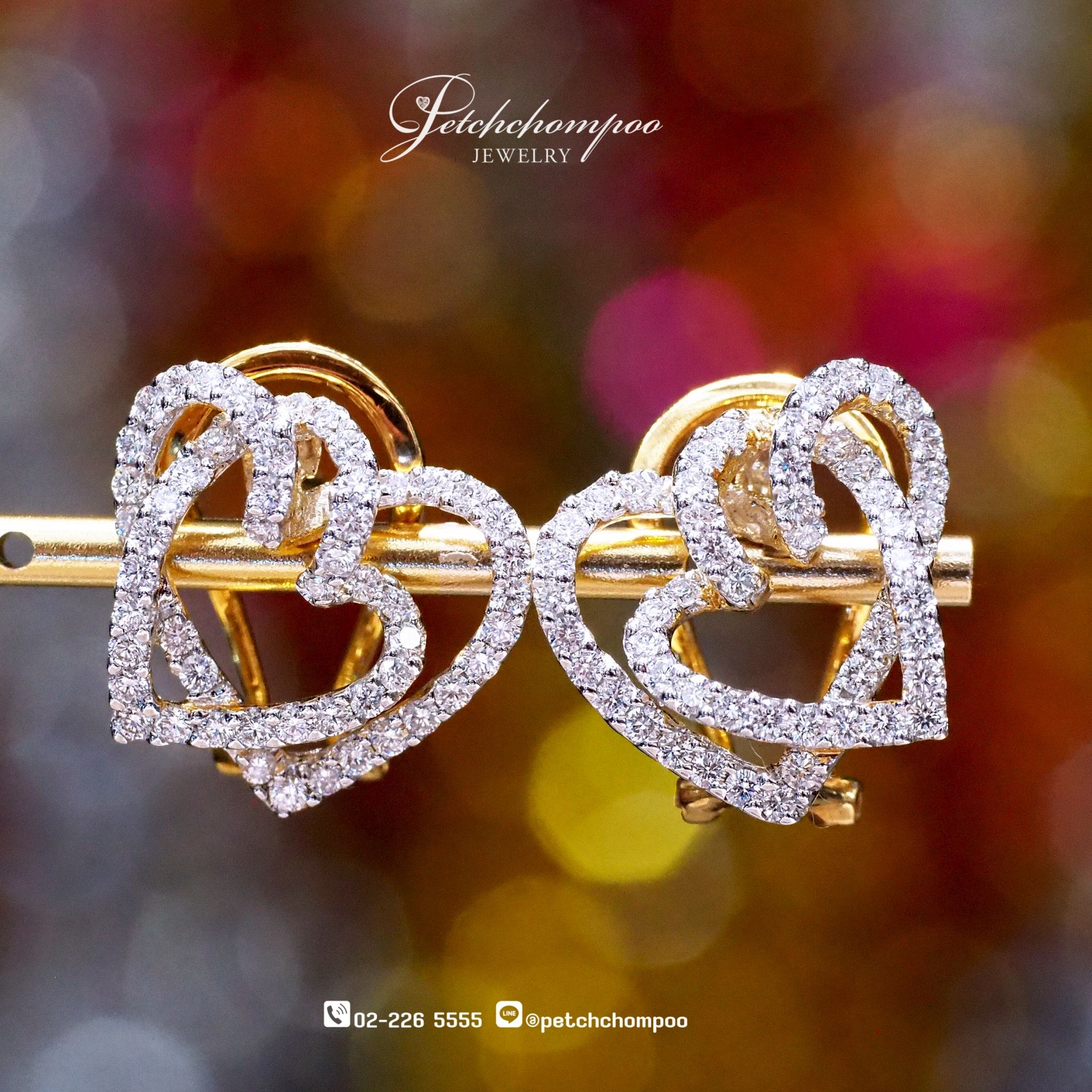 [28503] Heart-shaped diamond earrings, 2.20 carats,  79,000 