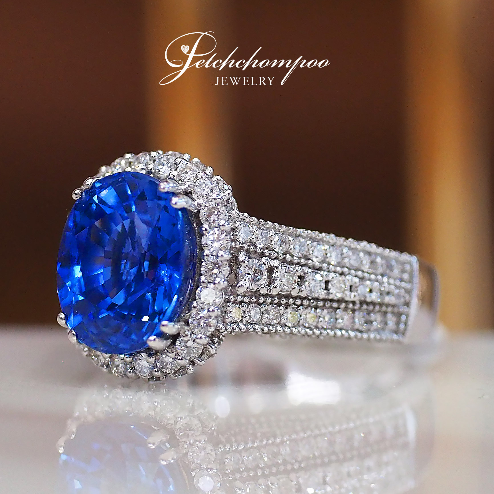 [26846] Blue sapphire Ceylon with diamond ring AIGS certificate  290,000 