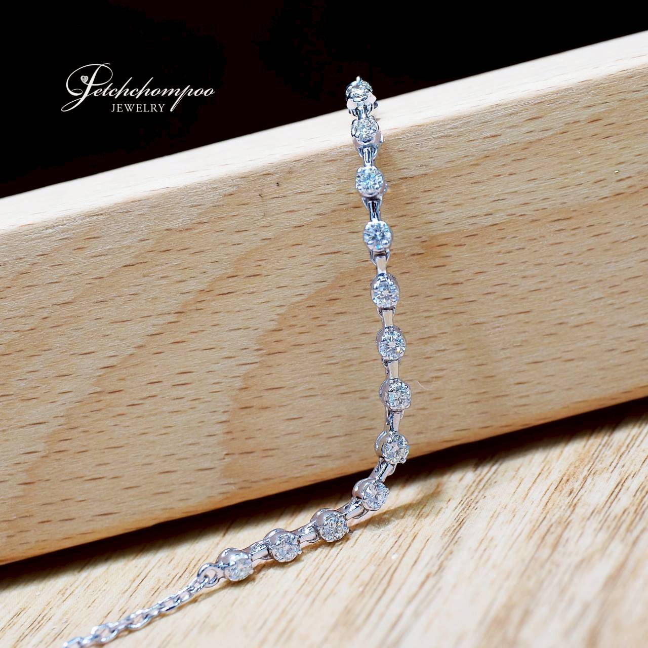 [30898] สร้อยข้อมือเพชร Petite Brilliance เสน่ห์ของความเรียบง่าย  39,000 