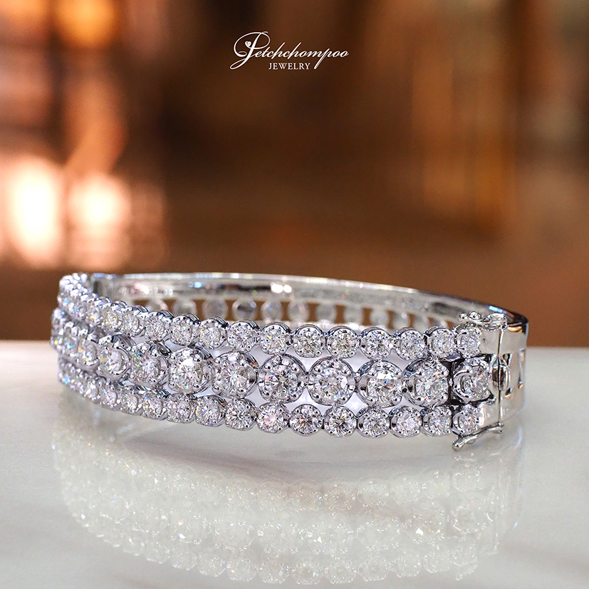 [26184] Radiant Rows™ Diamond Bracelet — 8.20 Carats of Brilliance  399,000 