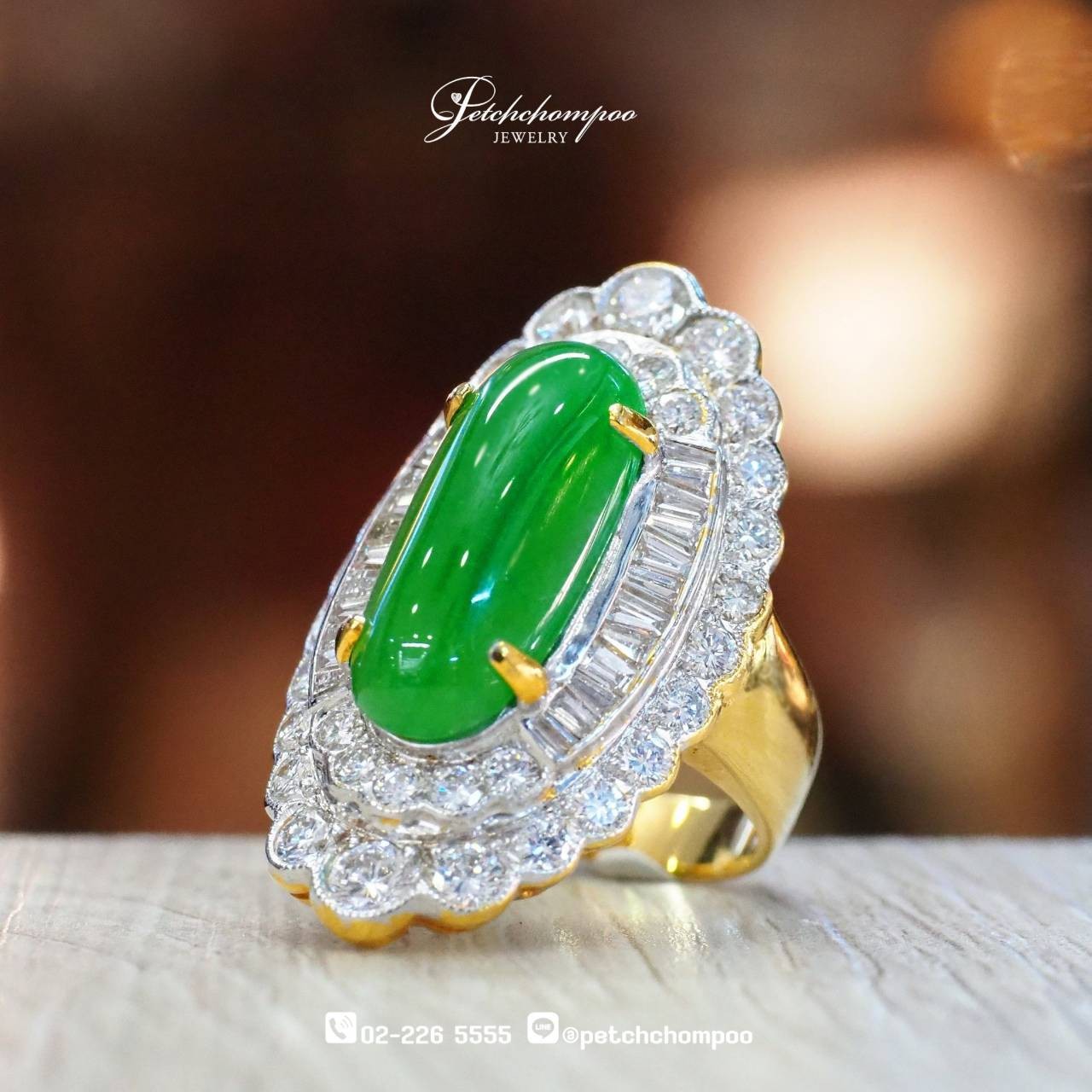 [024524] Myanmar Jadeite Jade With Diamond ring  269,000 
