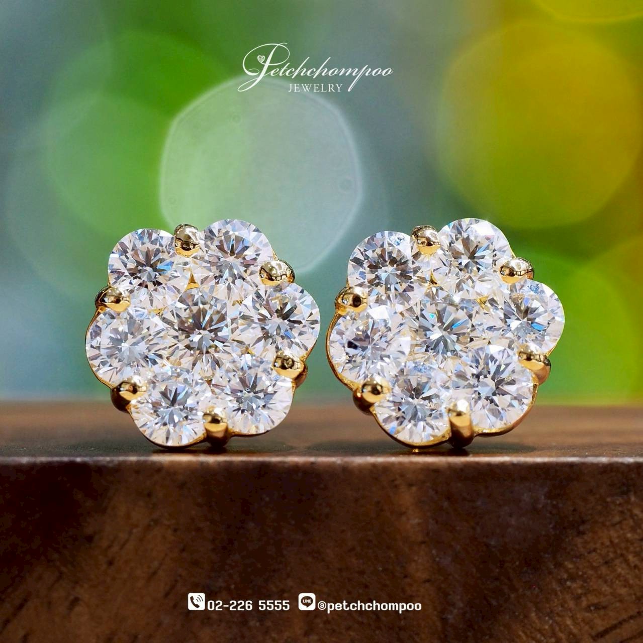 [30238] ต่างหูเพชร Floral Radiance™ รวม 2.30 กะรัต ล้อมทรงดอกไม้  79,000 