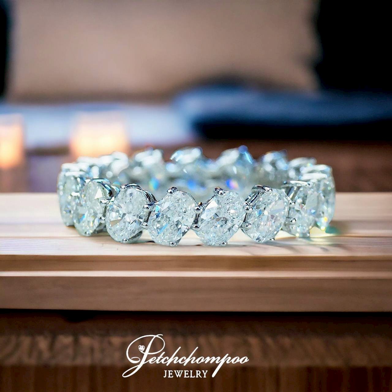 [28608] แหวนเพชรรอบวงเม็ดละ 19 ตัง Eternity Ring  169,000 