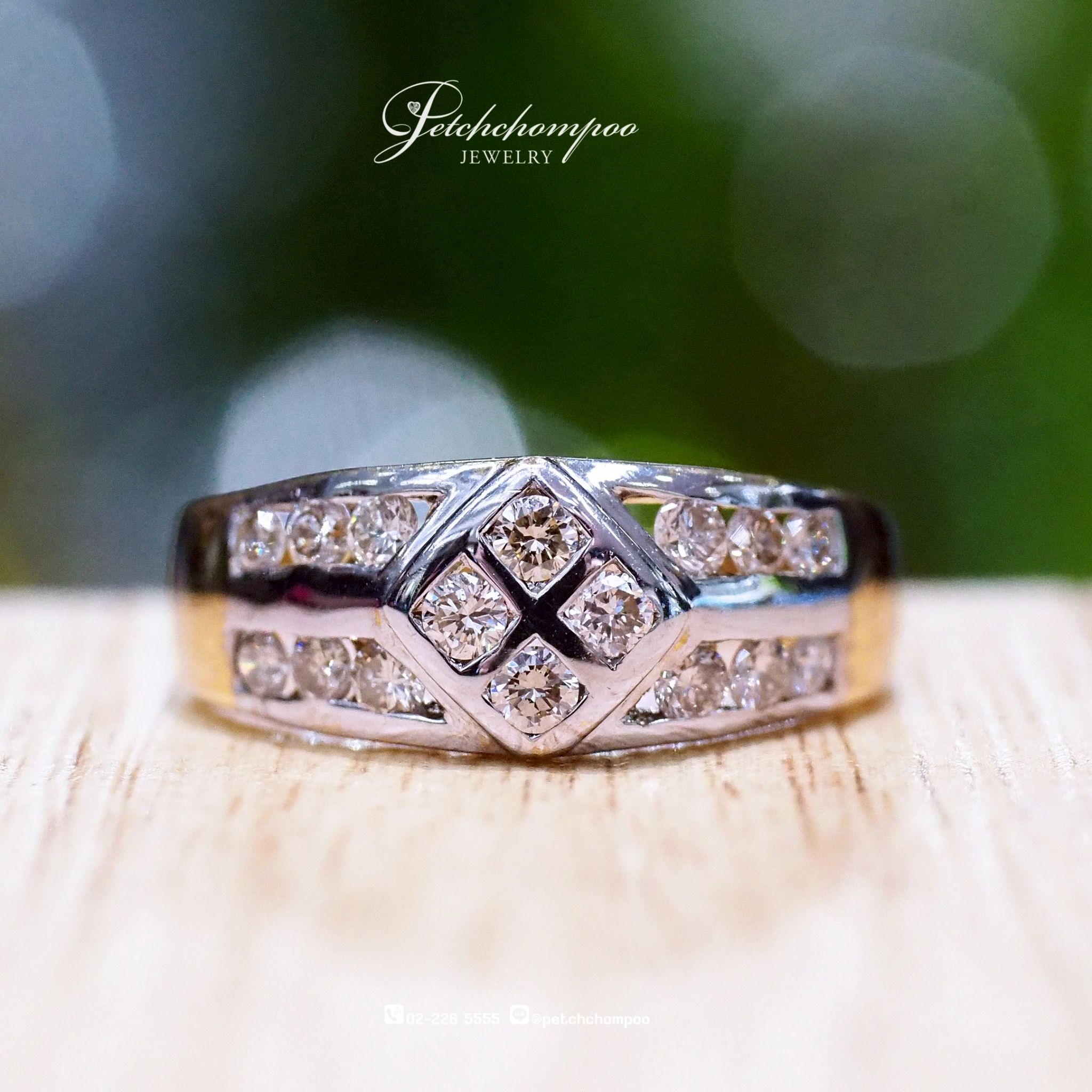 [010687] แหวนเพชรหน้ากว้าง ลดราคาเหลือ 25,000