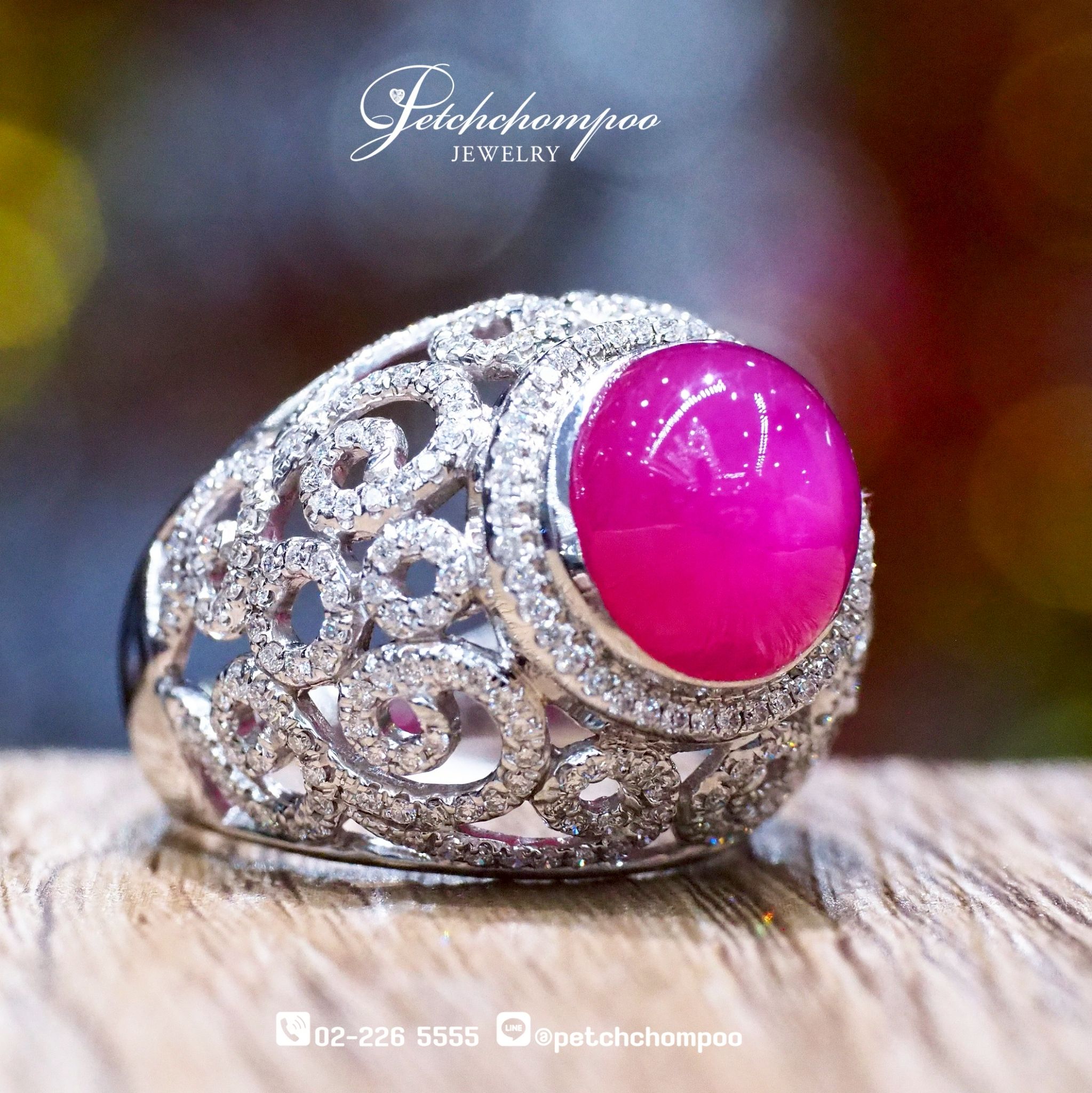 [025161] 12 Carat Ruby with Diamond Ring  89,000 