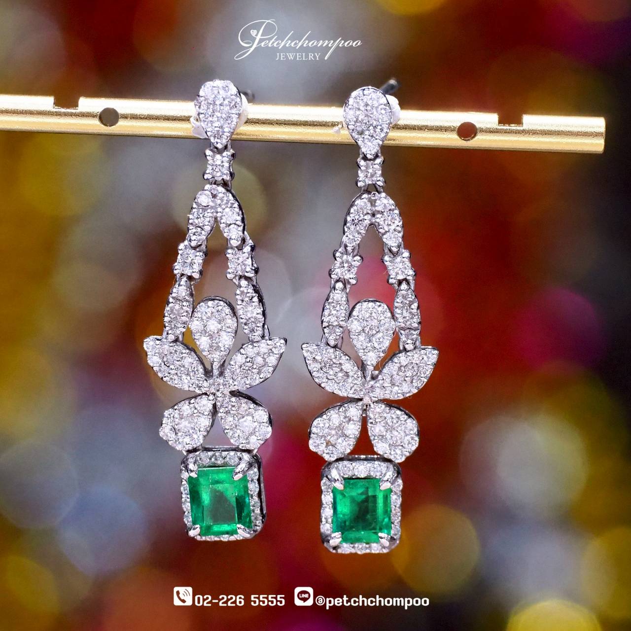 [27697] Colombian emerald earrings with diamonds Discount 49,000