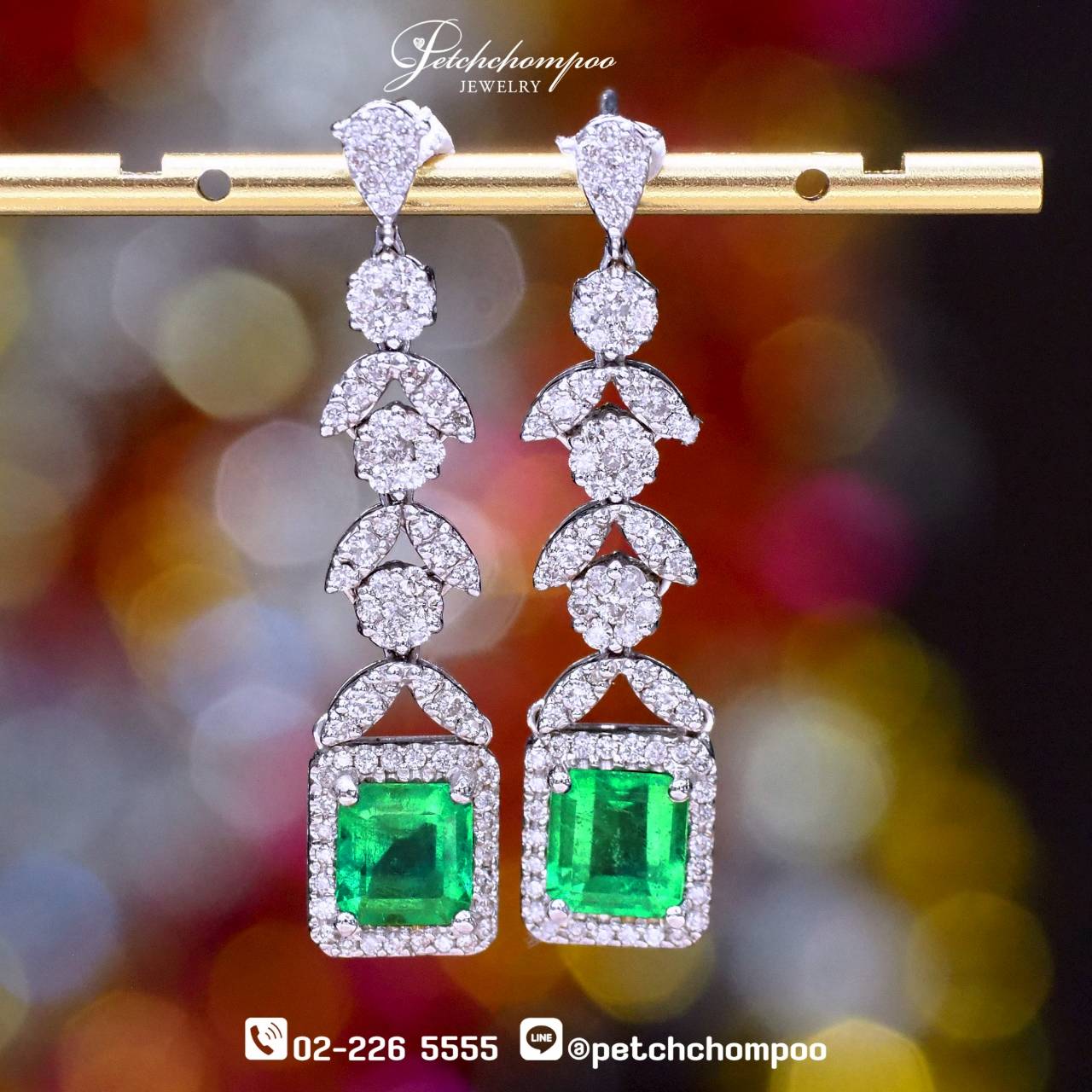 [26306] Emerald and diamond Earring Discount 76,700