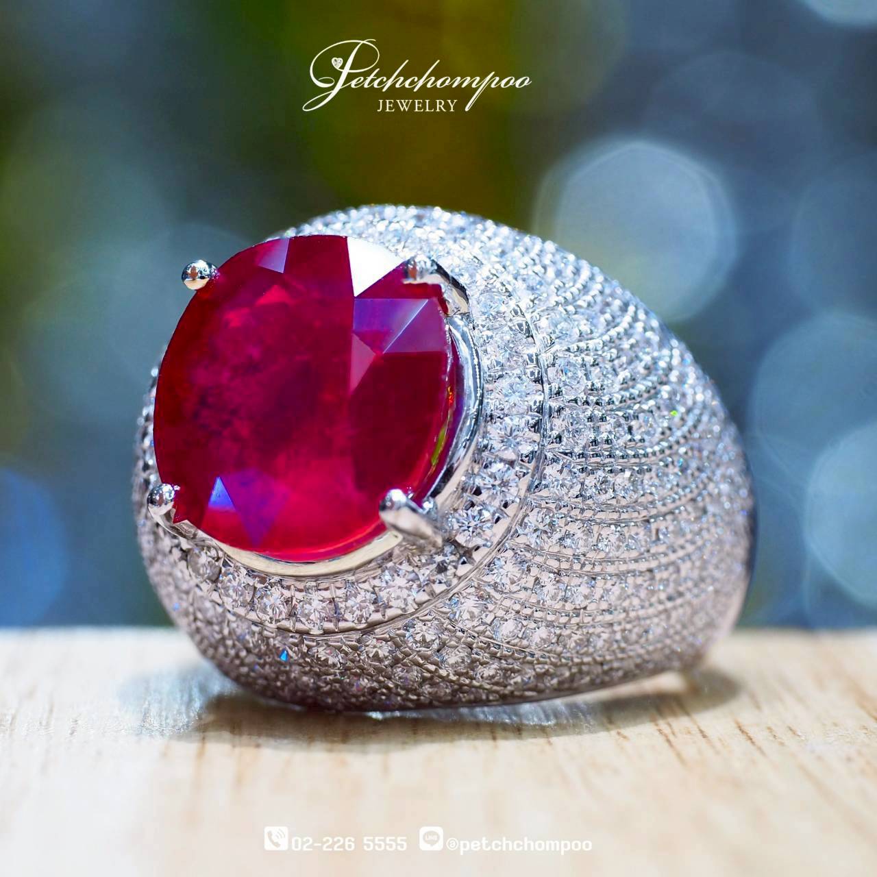 [30300] Crimson Majesty™ Ruby Mozambique Ring 11.44 Carats with Diamond Halo | Emil  149,000 