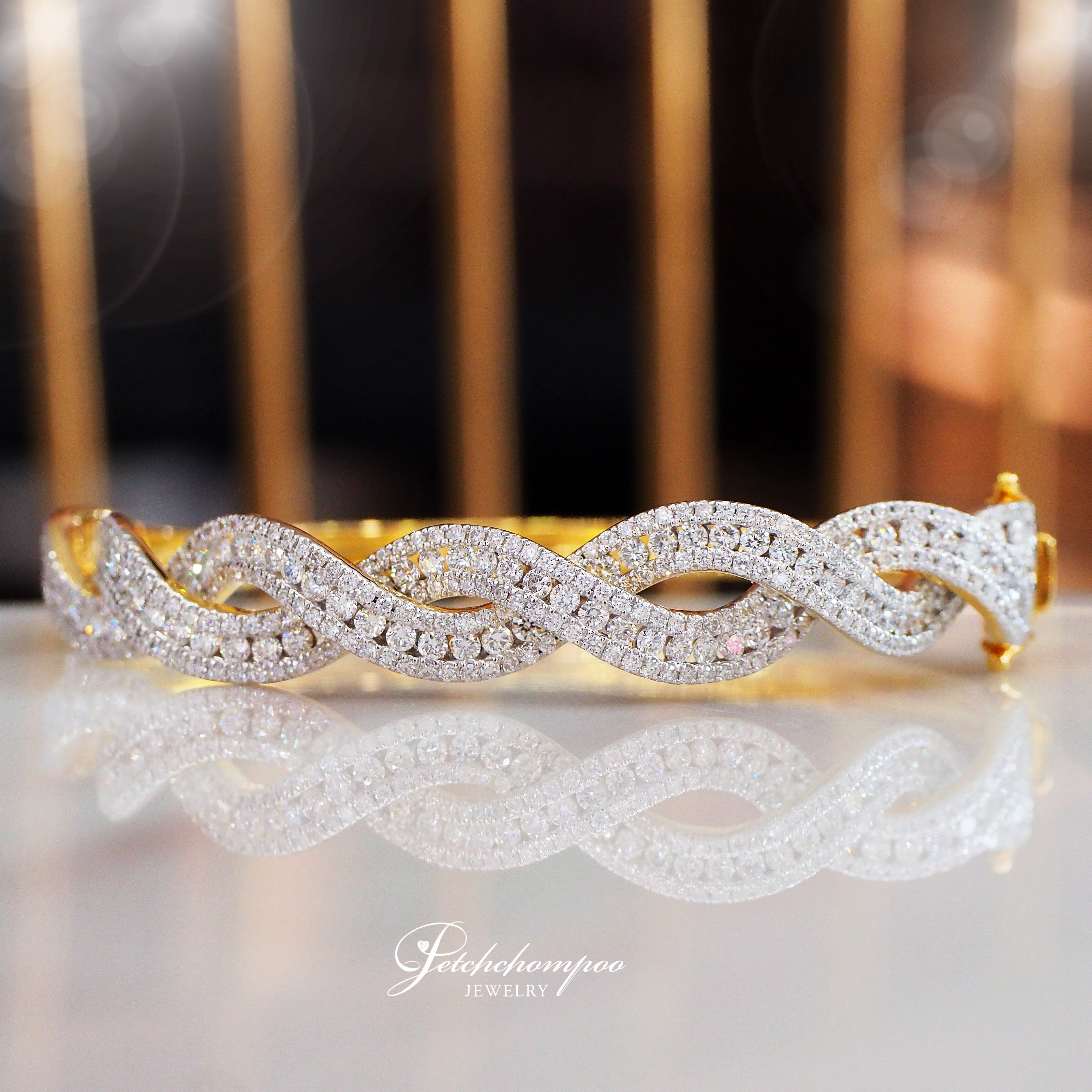 [26508] Diamond Bangle  159,000 