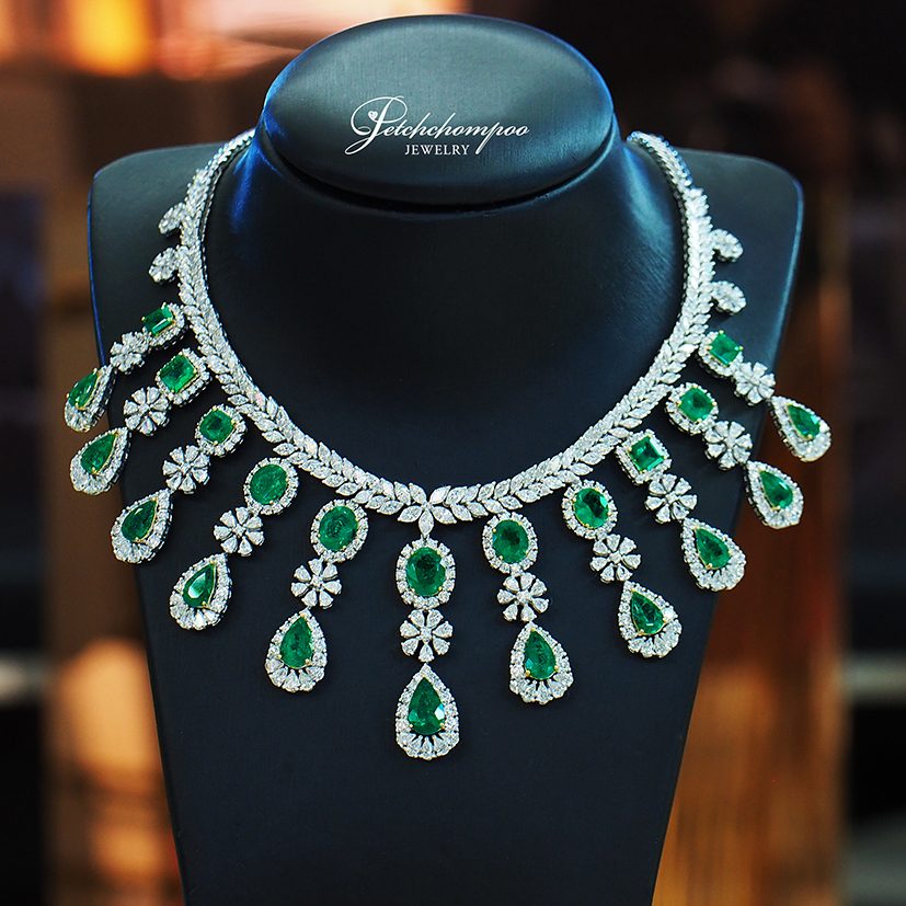 [28827] Colombian Emerald Necklace 29.30 Carats – A Masterpiece of Luxury  2,900,000 