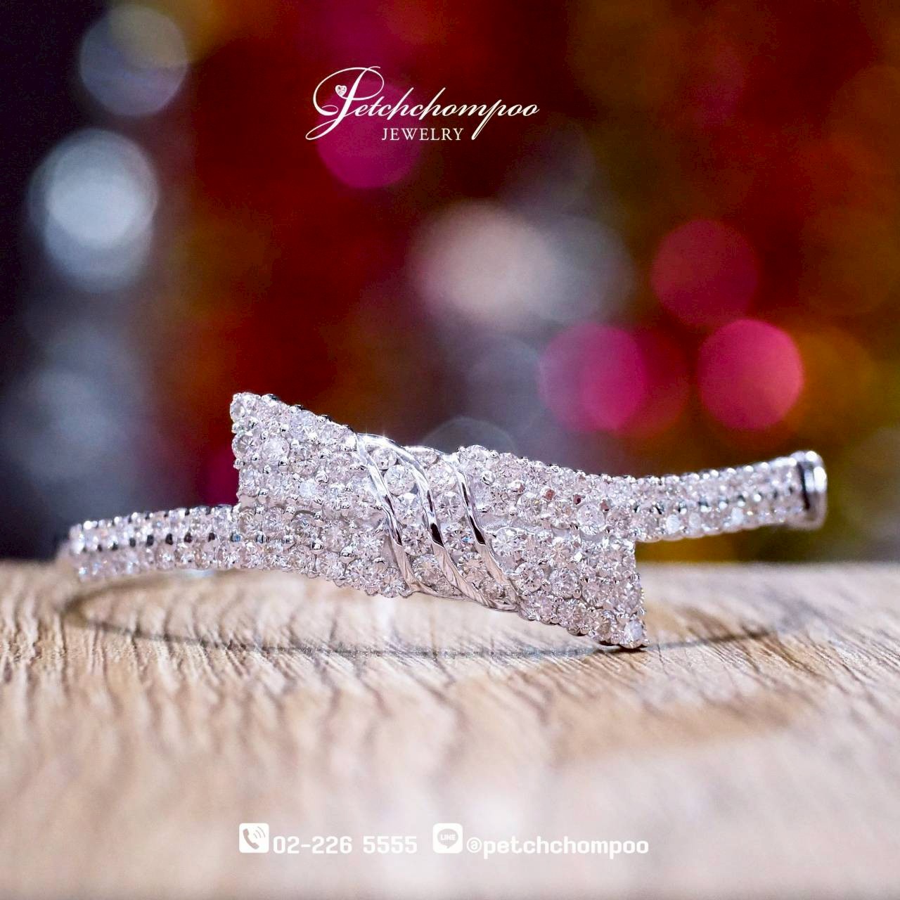 [30070] Elegance Bow™ Diamond Bangle — 3.60 Carats of Grace  169,000 