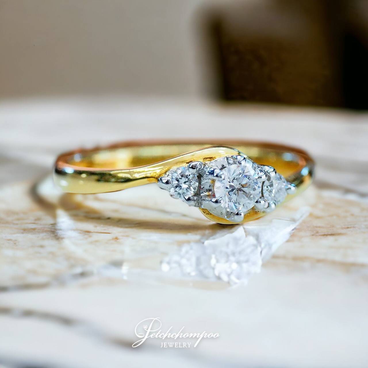 [29048] diamond ring 0.12 carat  19,000 