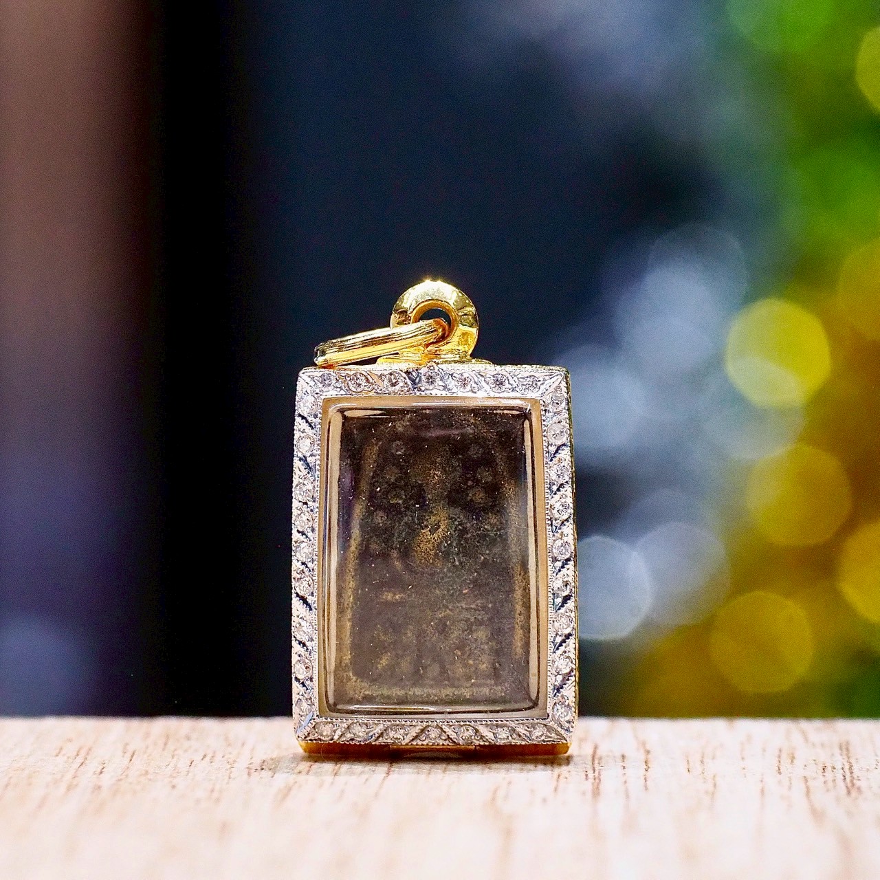 [30049] Bell-shaped cast amulet with hammer on the back, made of alloy, Wat Rakhang, gold frame with real diamonds, with certificate  99,000 