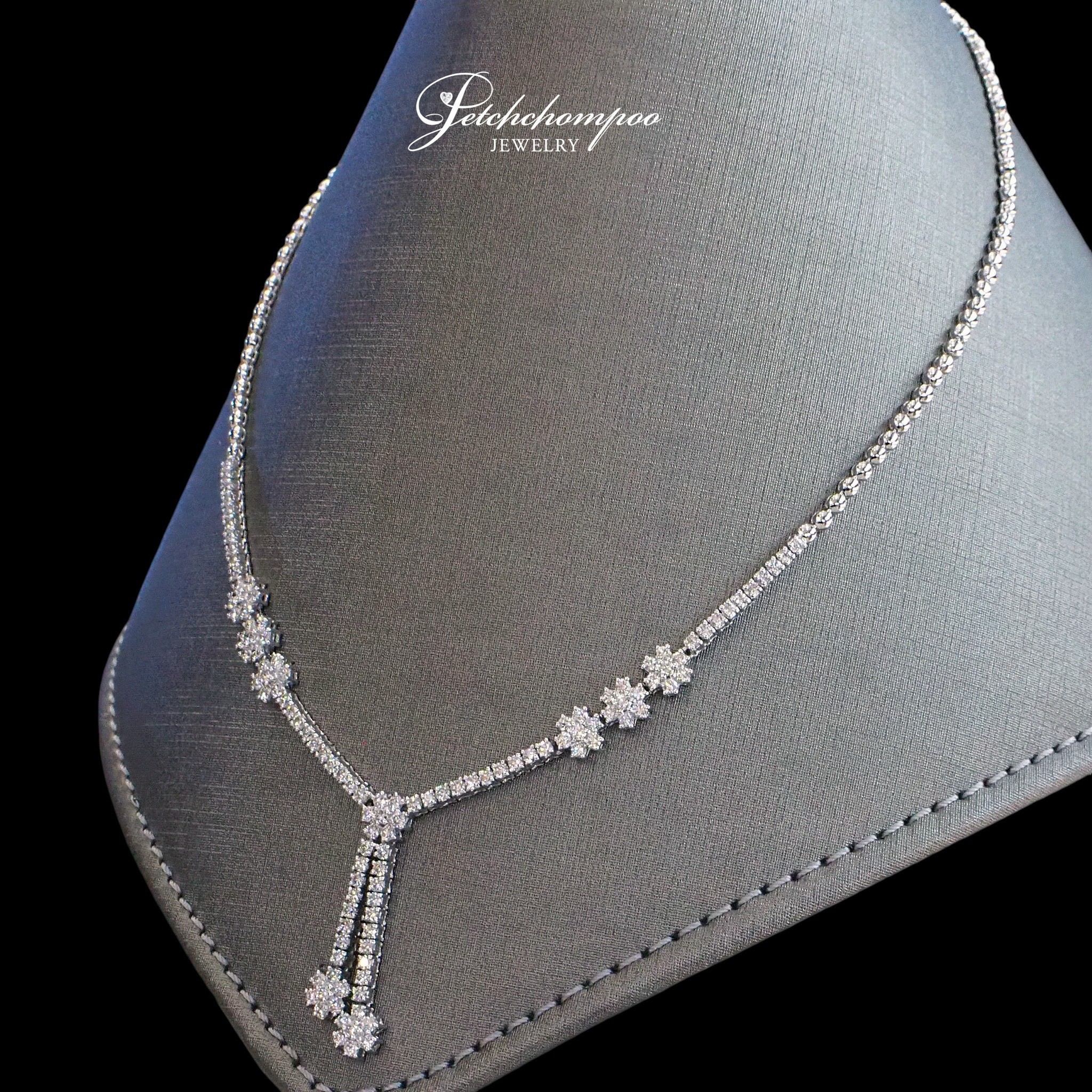 [27104] 4.35 carat diamond necklace  199,000 