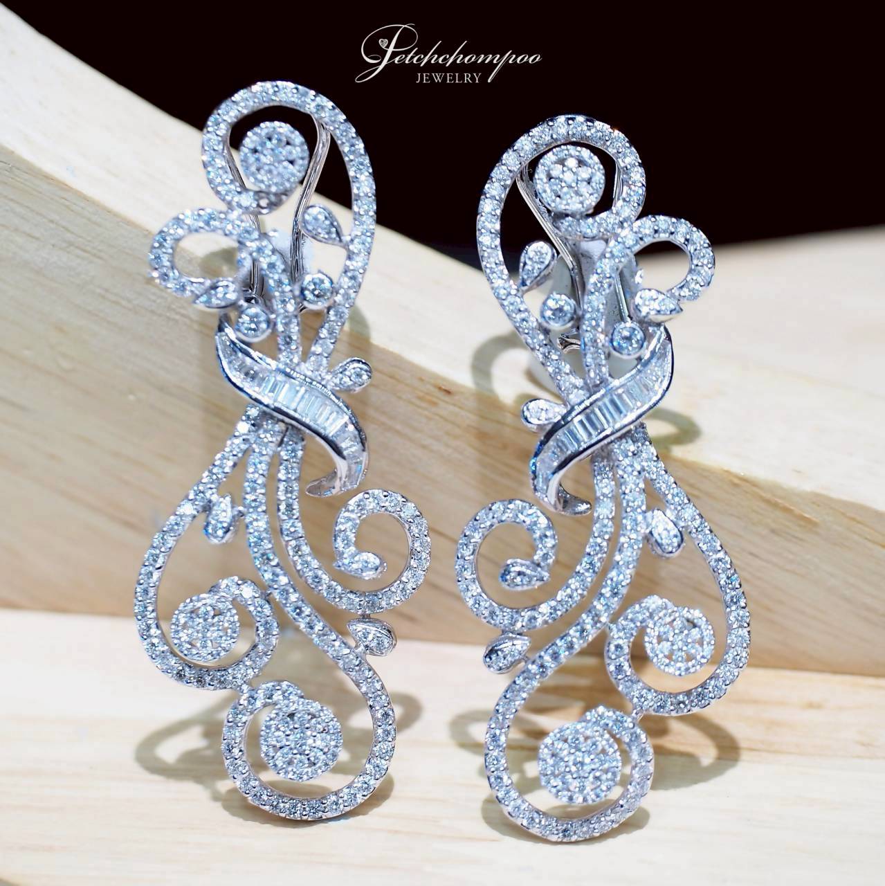 [30679] ต่างหูเพชร Imperial Flourish Symphony 4.70 กะรัต ศิลป์ลายเถาวัลย์  289,000 