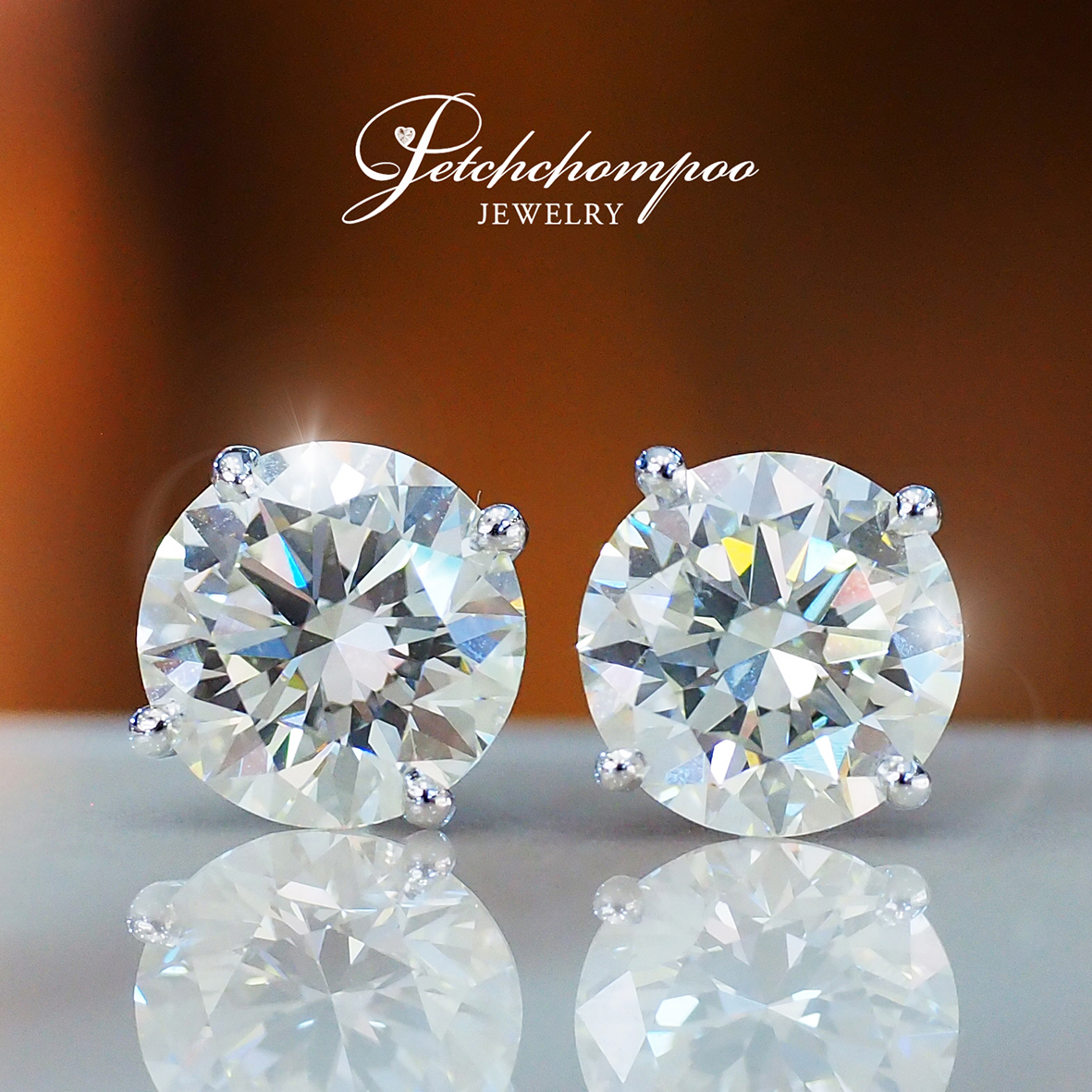 [27431] HRD certified diamond earrings, 3 carats Discount 1,990,000