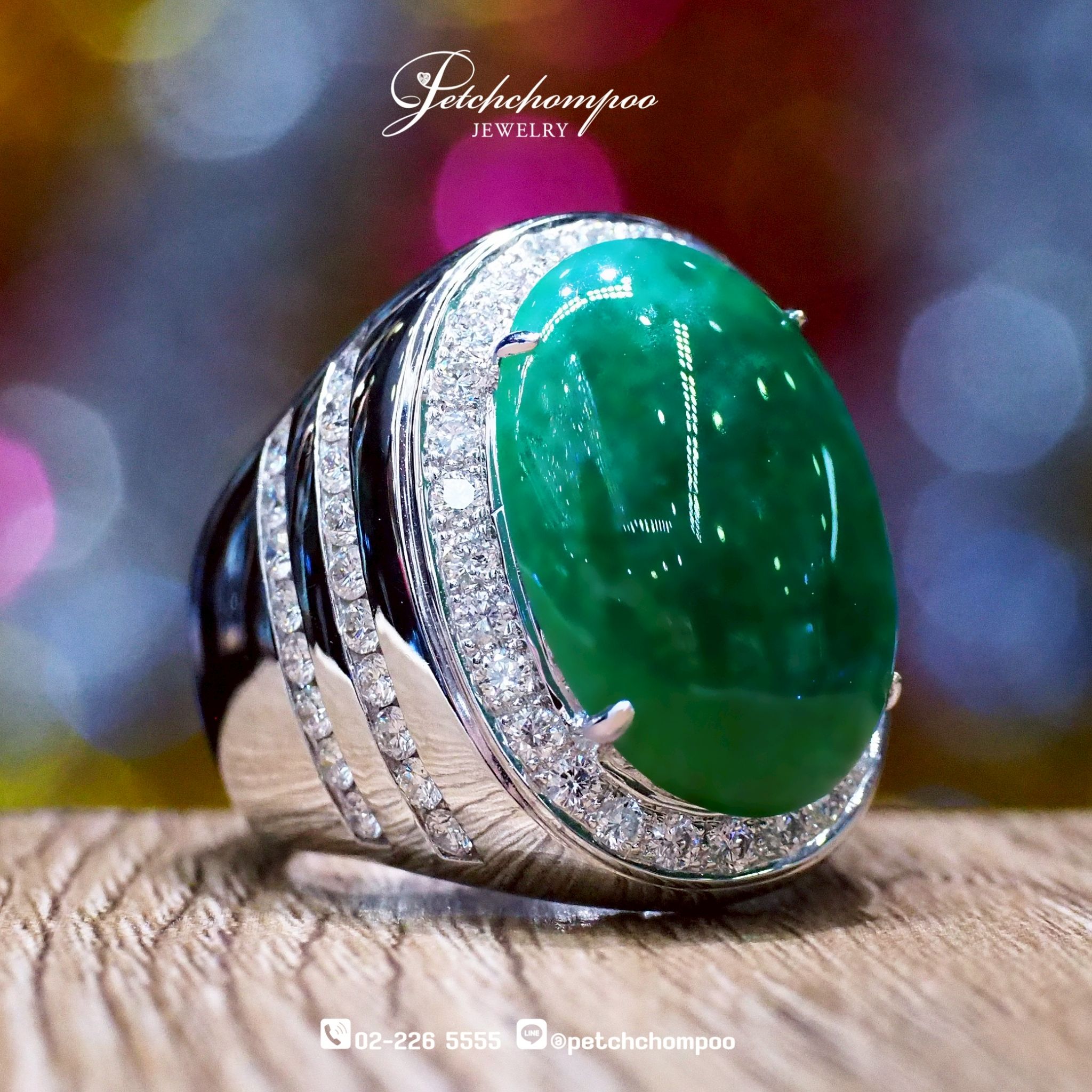 [25677] Jedite Jade with diamond ring  399,000 