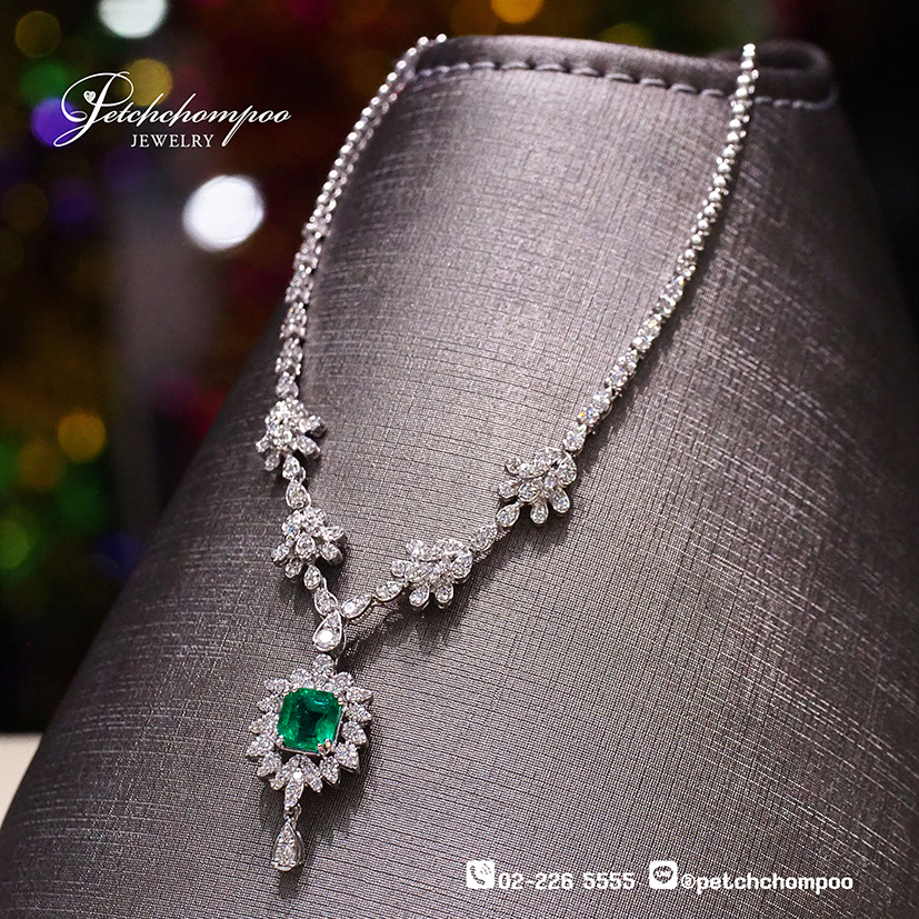 [29781] Verdant Éclat – Colombian Emerald & Diamond Necklace | 1.94 ct Emerald, 2.60 ct Diamonds  199,000 