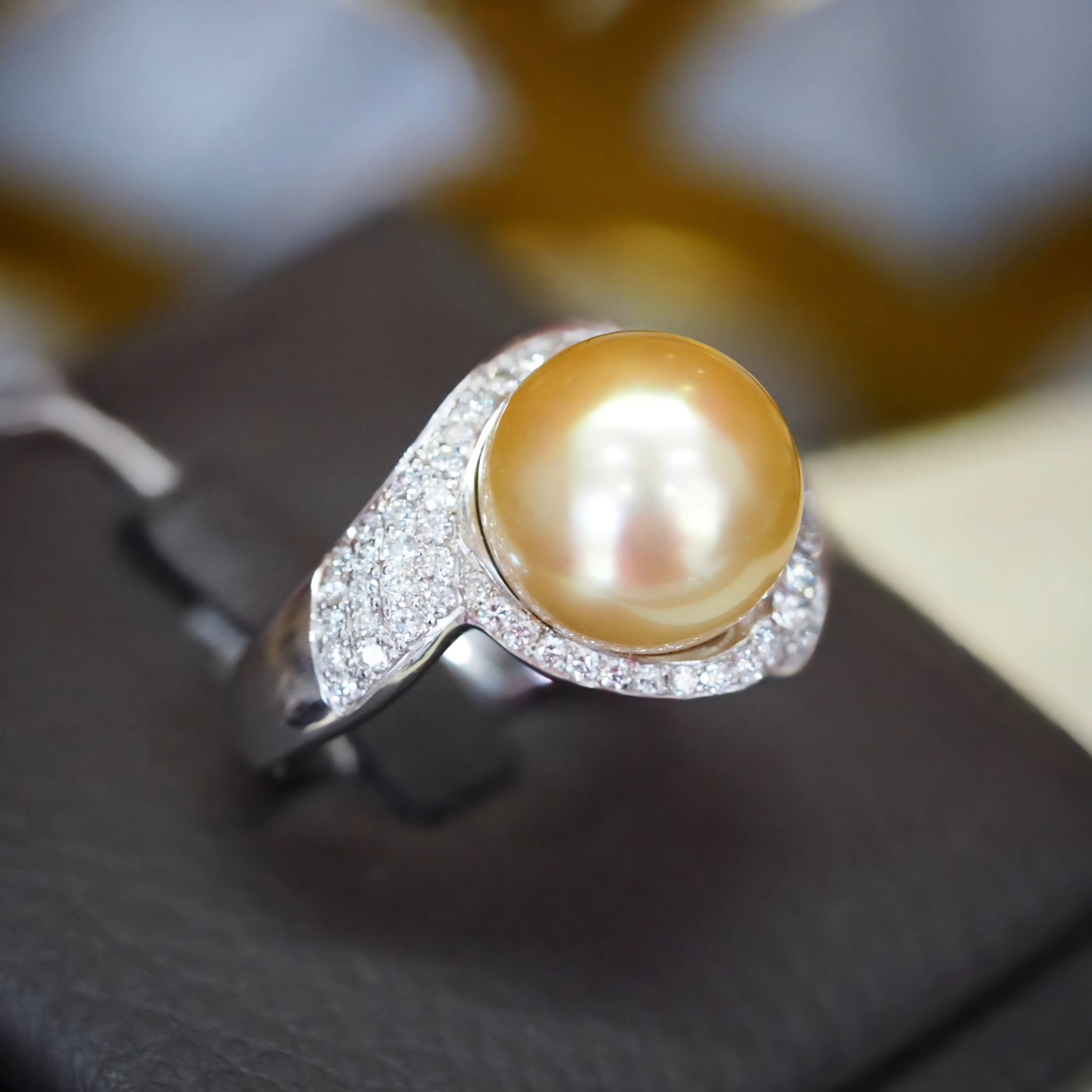 25932 Golden Southsea Pearl with Diamond Ring