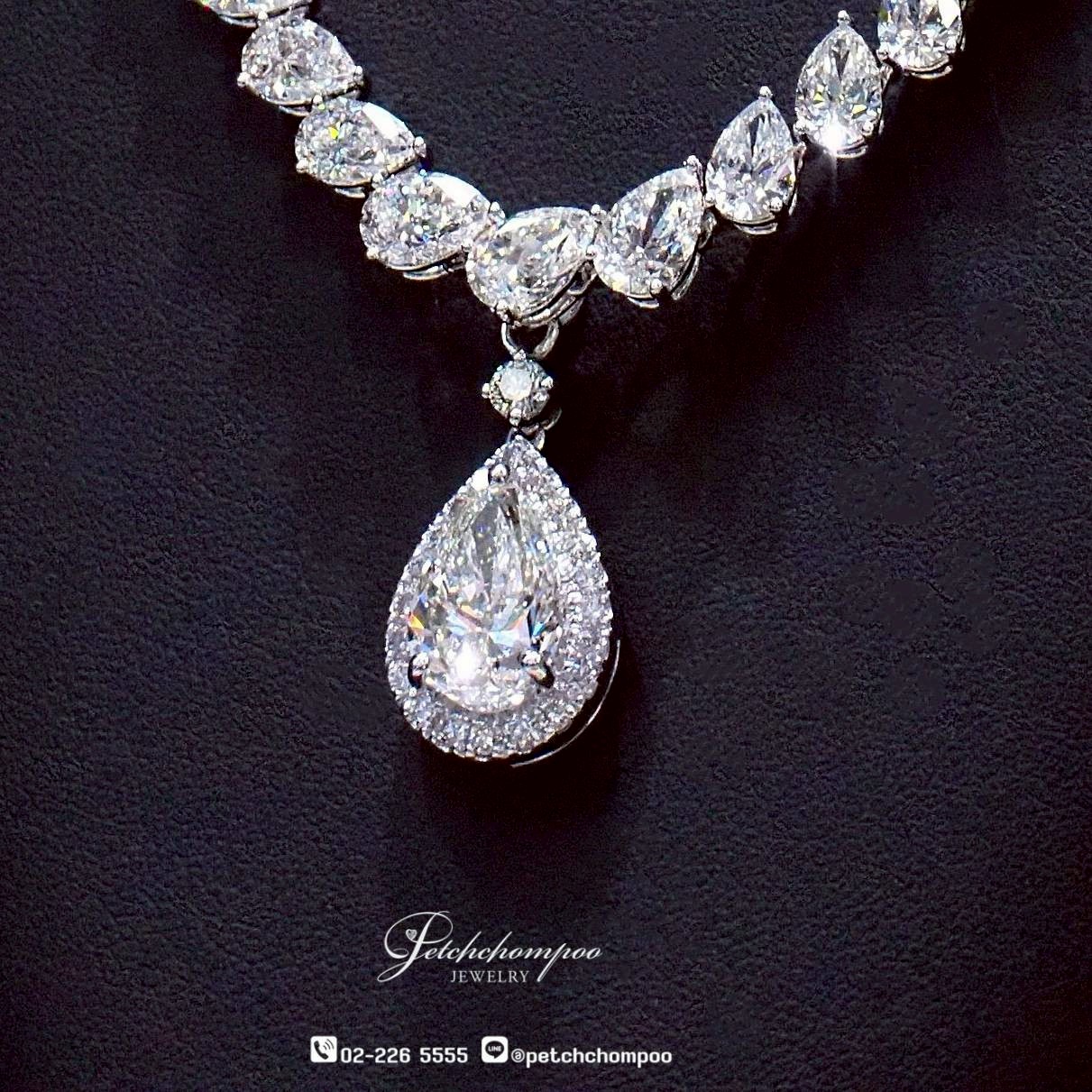 [30157] Majestic Drop™ Diamond Pendant – 3.00 Carats of Pure Grace | K VS2 HRD Discount 699,000