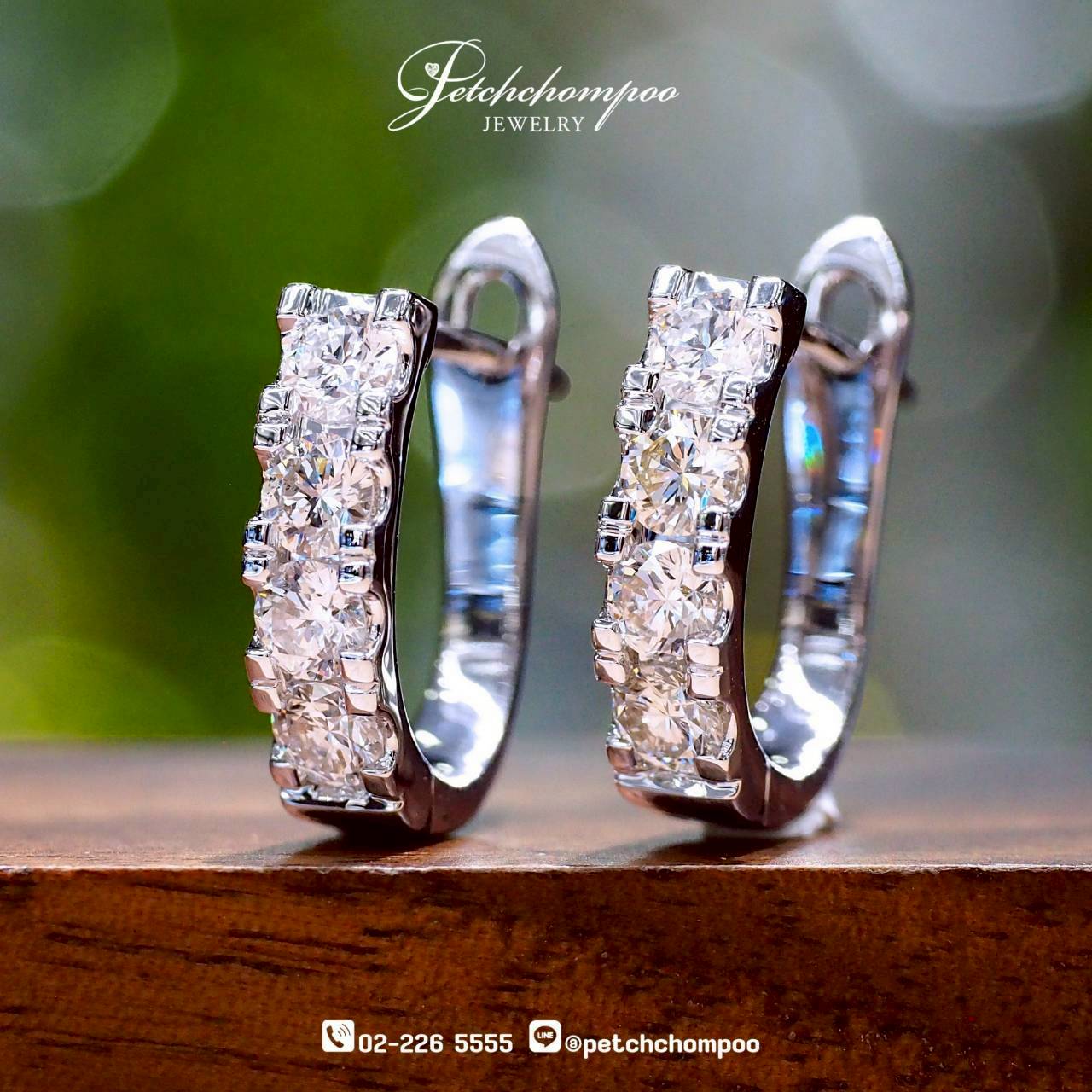 [30449] Radiant Linearity™0.91 Carat Pure Brilliance  Diamond Earrings  69,000 