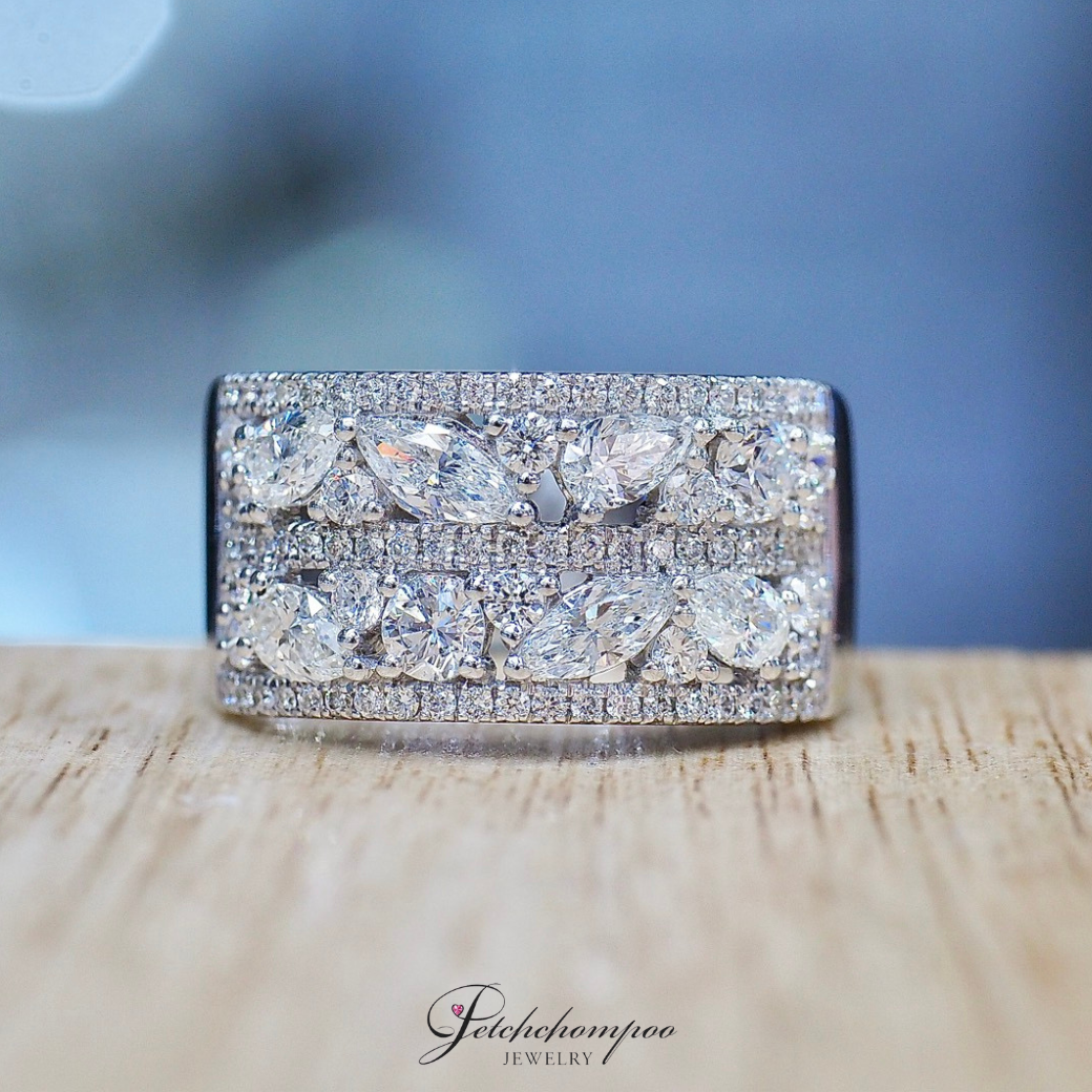 [30817] Celestial Mirage diamond ring, total 1.72 carats  99,000 