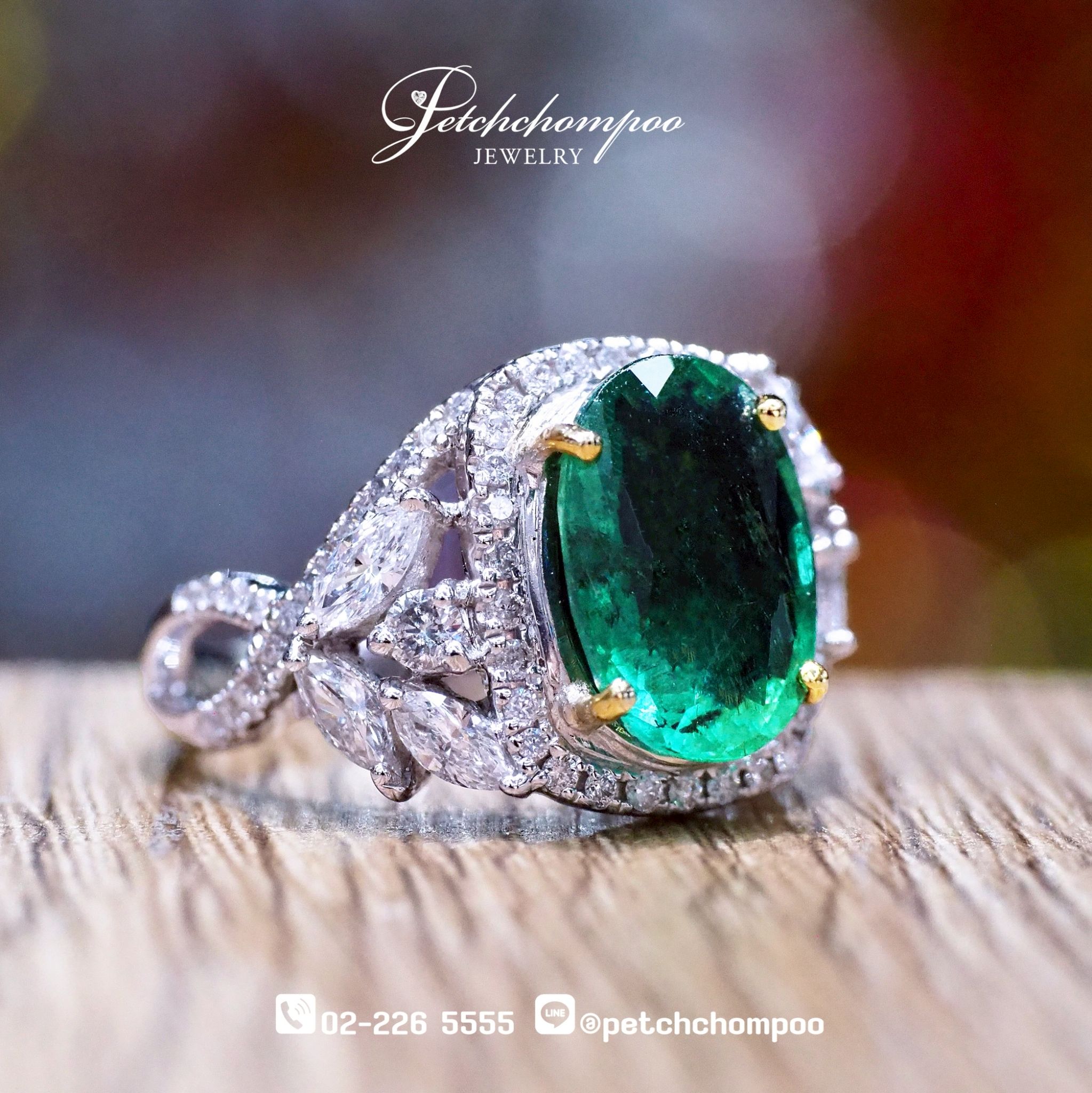 [29190] Zambia emerald and  diamond ring  79,000 