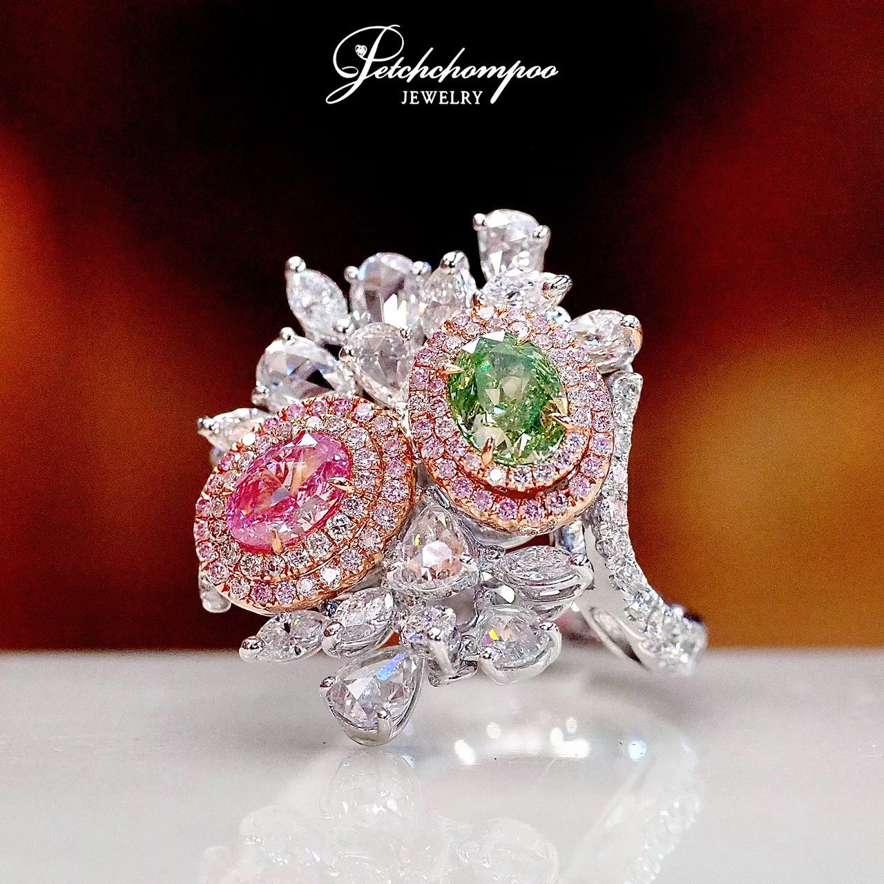 [29451] แหวนเพชรไขว้สีชมพู-เขียว ล้อมเพชร ใบเซอร์GIA ลดราคาเหลือ 289,000