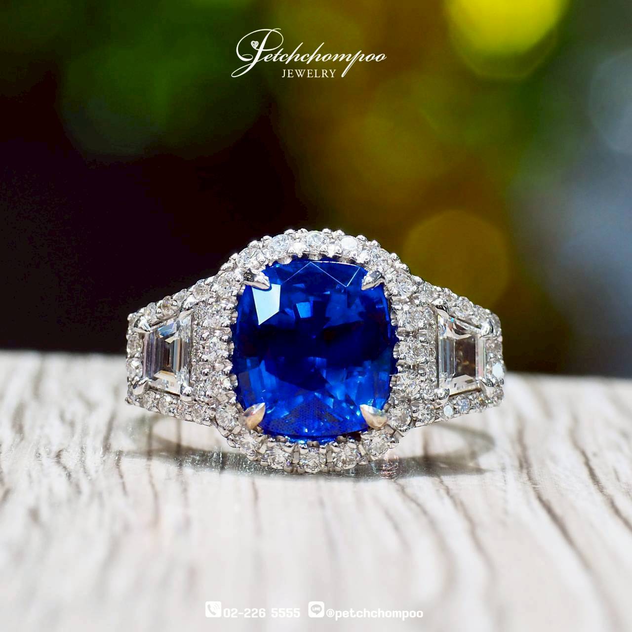 [30328] Royal Celeste Glow™ 3.76ct Unheated Sri Lanka Royal Blue Sapphire Ring | AIGS  390,000 