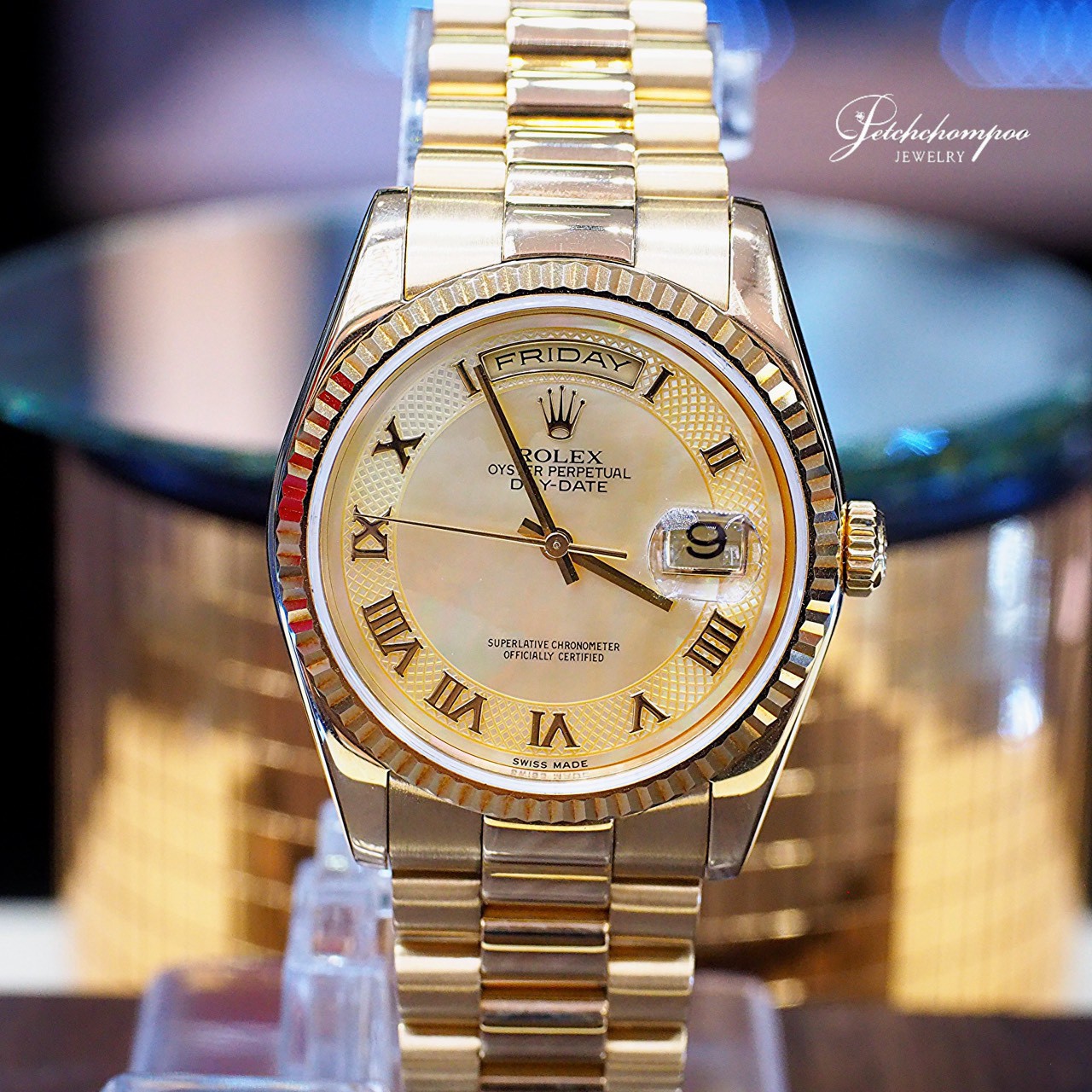 [30588] Rolex Day-Date Ref:118208 – รุ่นใหม่ เรือนทองคำหน้าปัดมุกตาข่าย ขอบทองคำ18K  825,000 