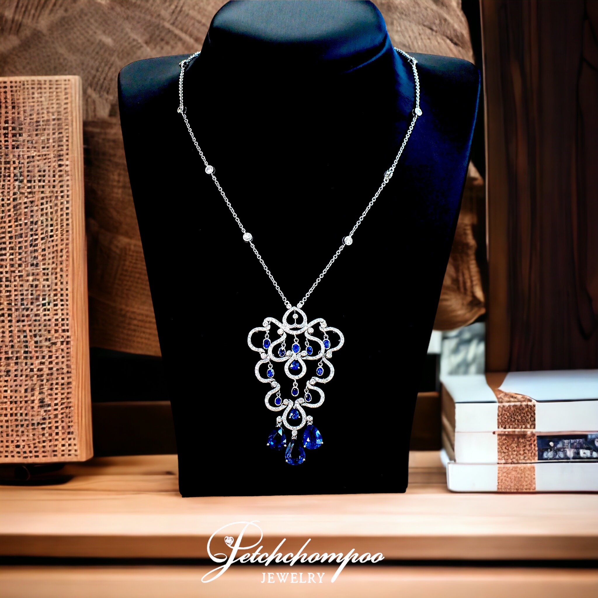 [27799] diamond necklace, sapphire pendant set with diamonds Discount 199,000