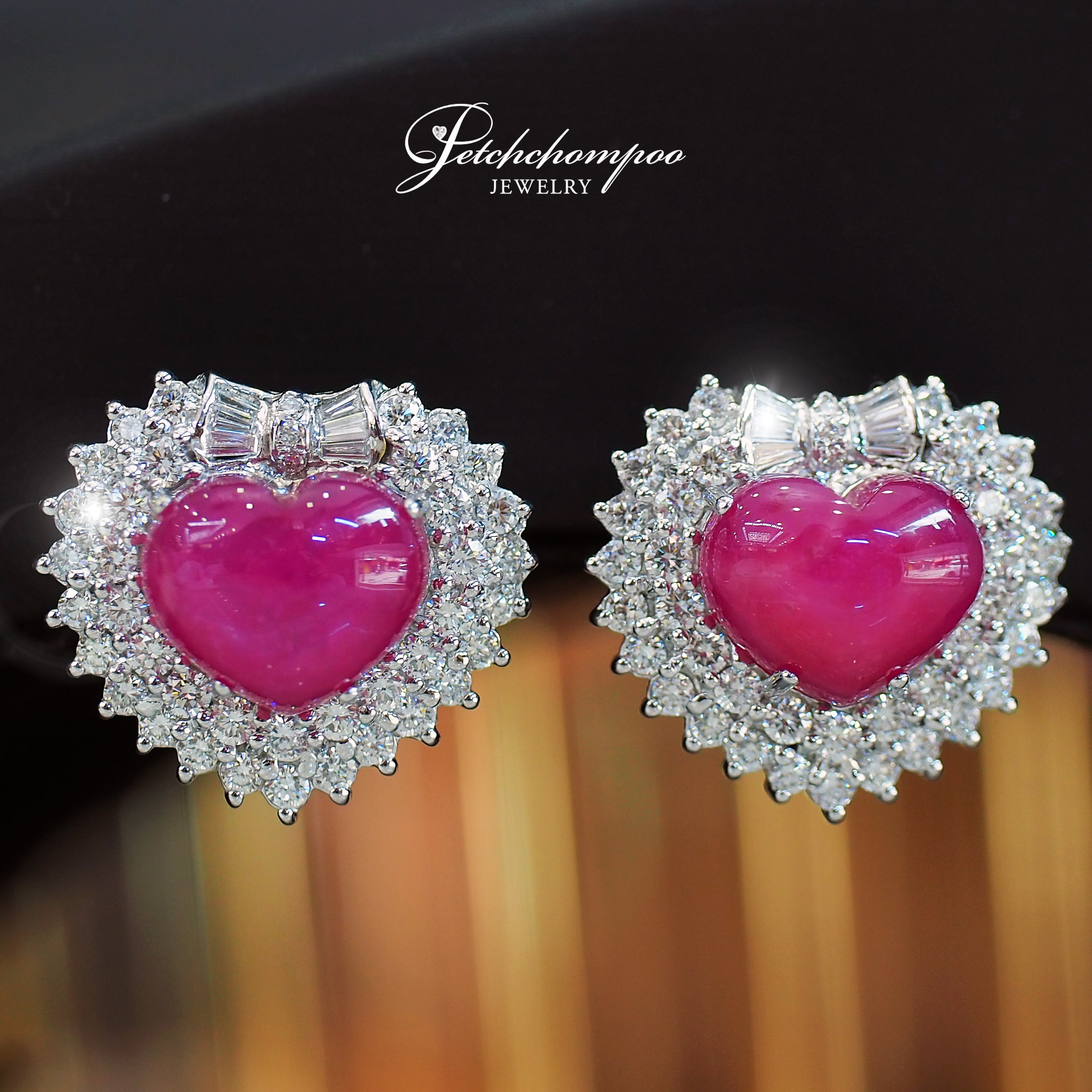 [27066] Heart ruby earrings, 23 carats  189,000 