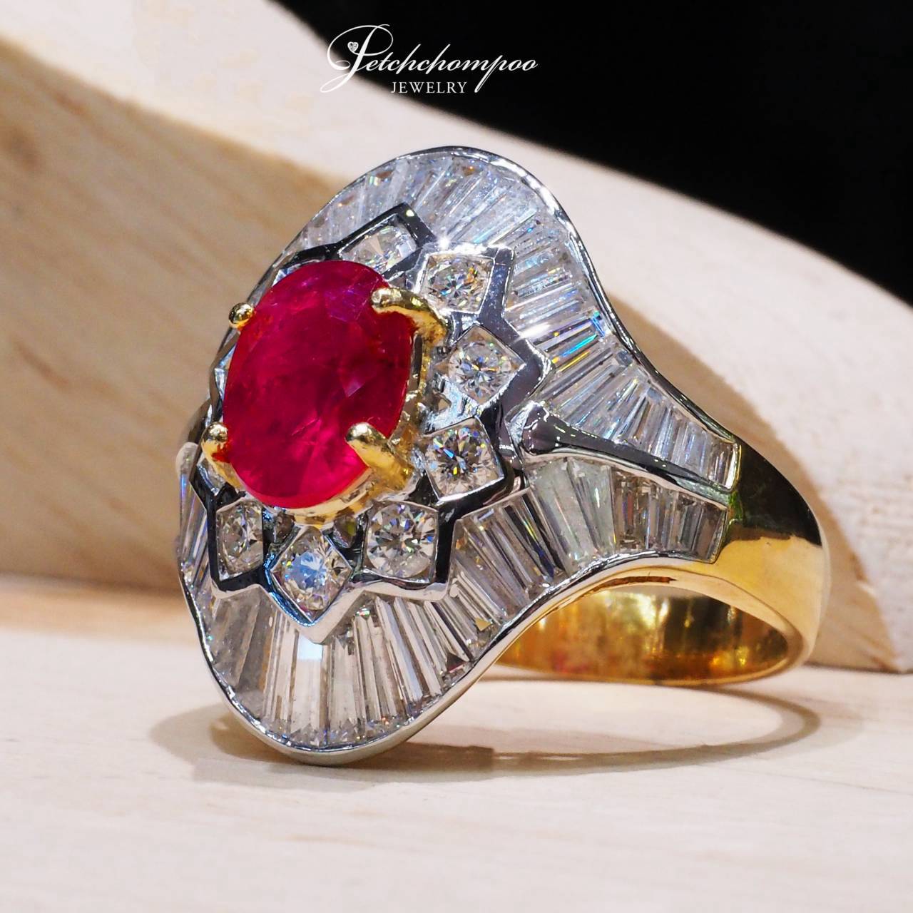 [30975] แหวนทับทิมพม่า Imperial Flame สดไม่เผา 2.72 กะรัต สีแดงที่โลกตามหา | Emil  129,000 