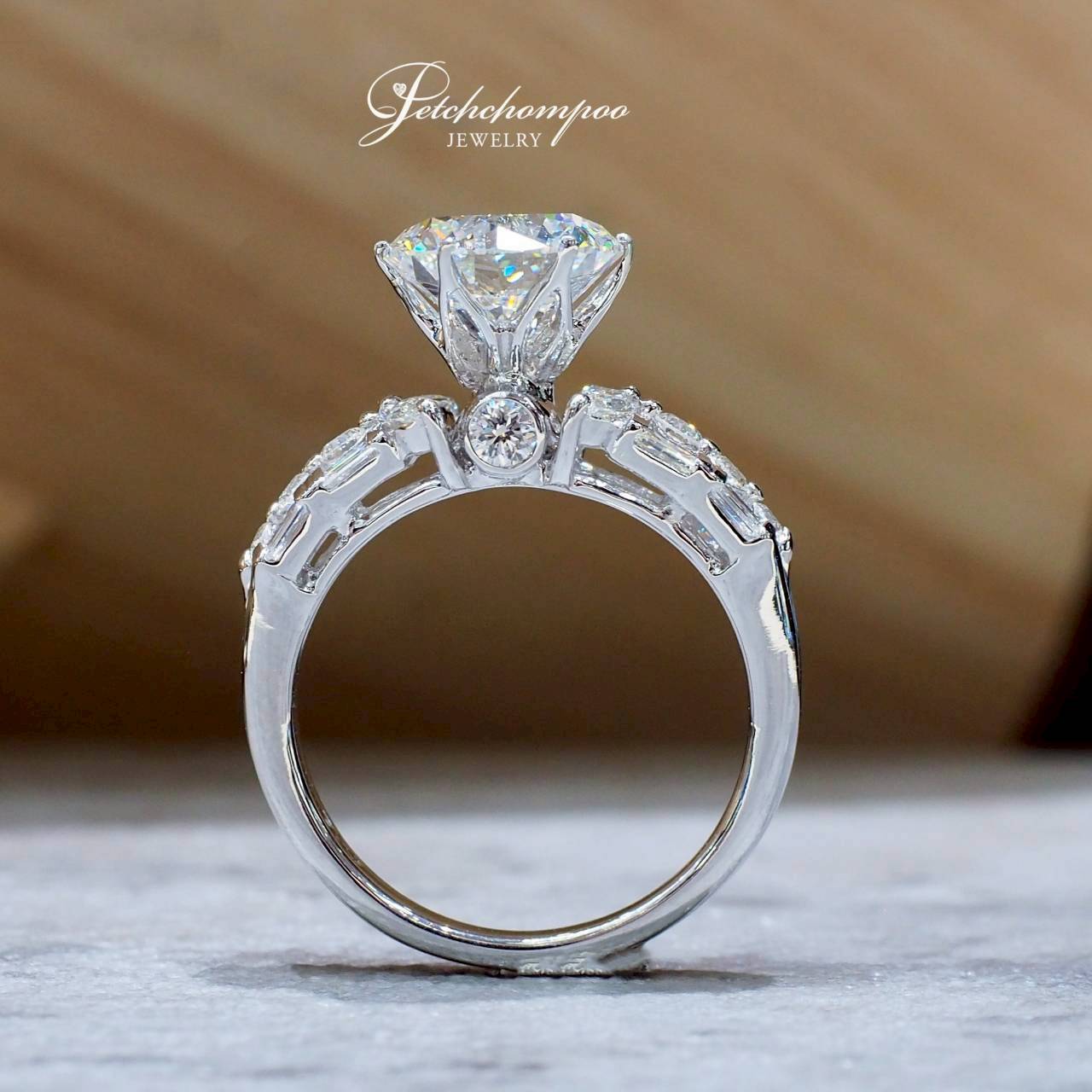 [30771] แหวนเพชร Celestial Crown Elegance 2.28 กะรัต ลดราคาเหลือ 299,000